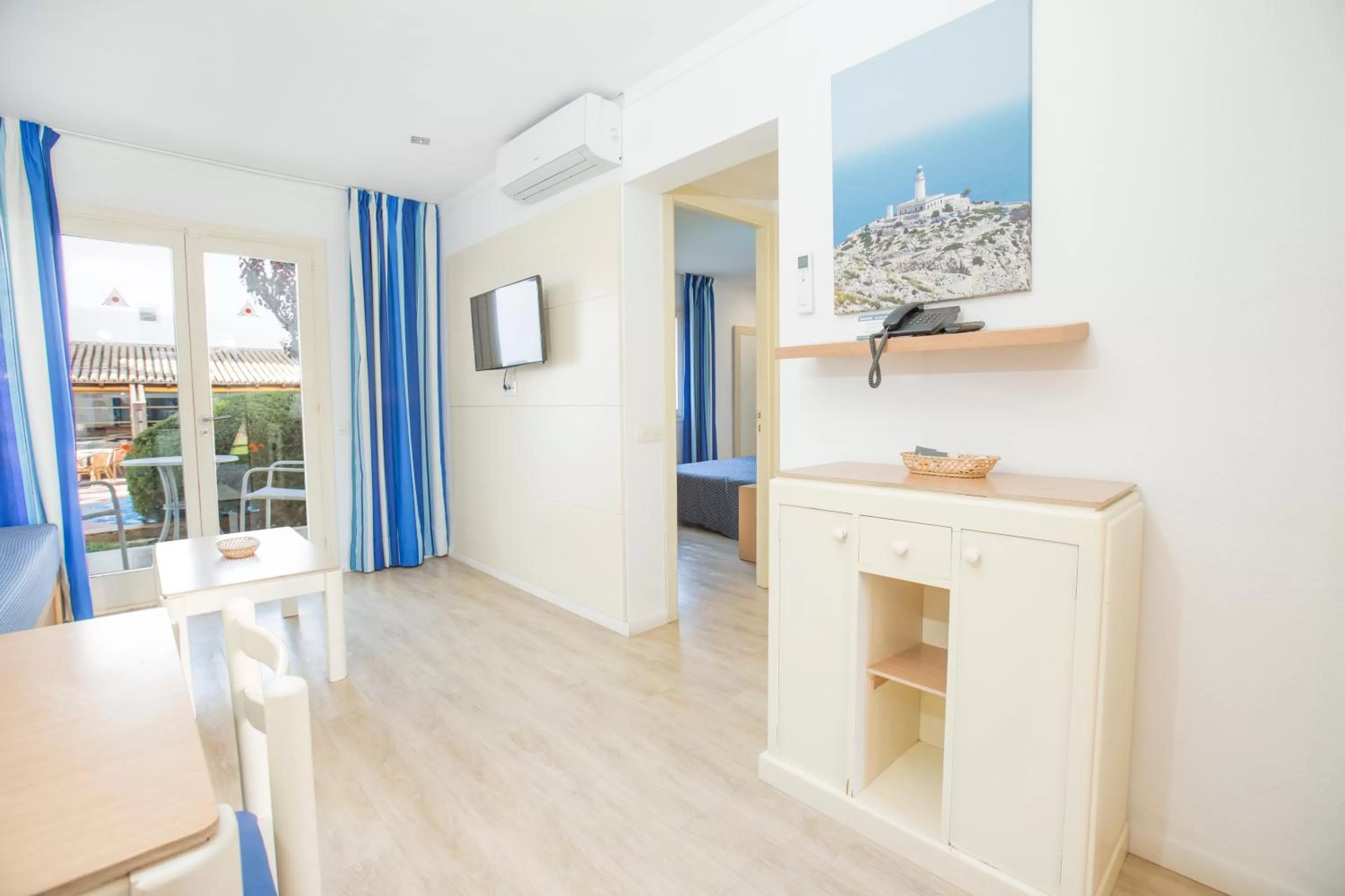 Living room in Aparthotel Flora