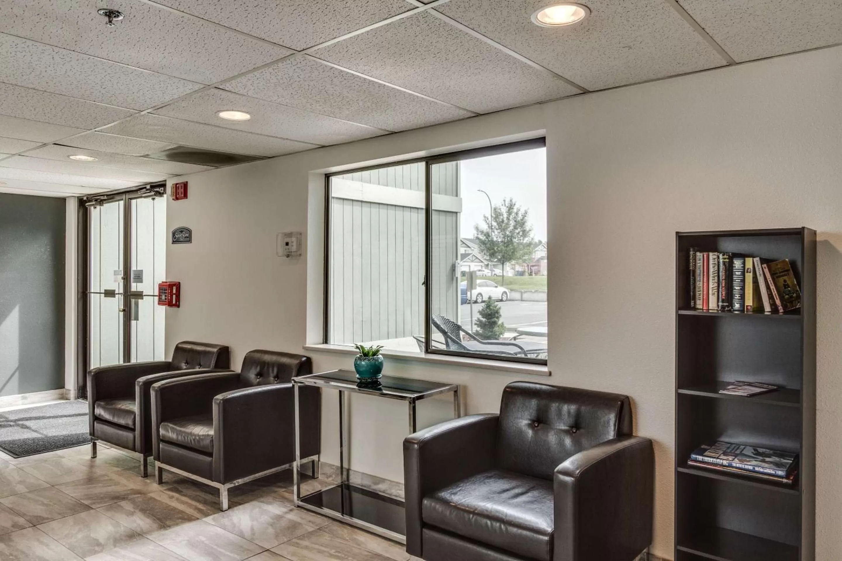 Lobby or reception in SureStay Plus Hotel by Best Western Post Falls