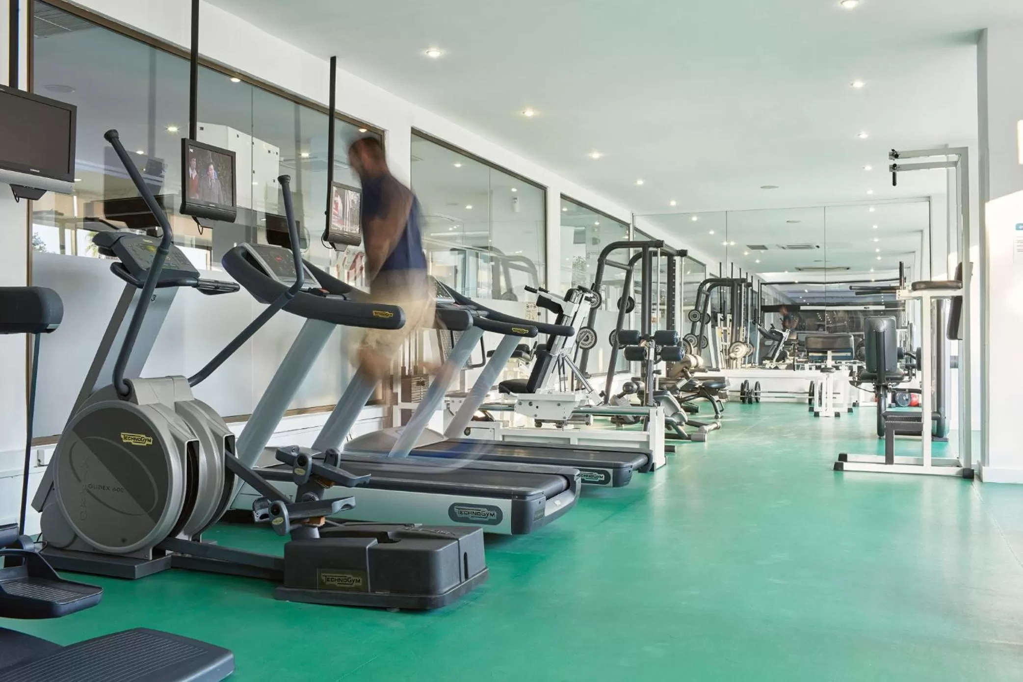 Fitness centre/facilities in Grecian Bay