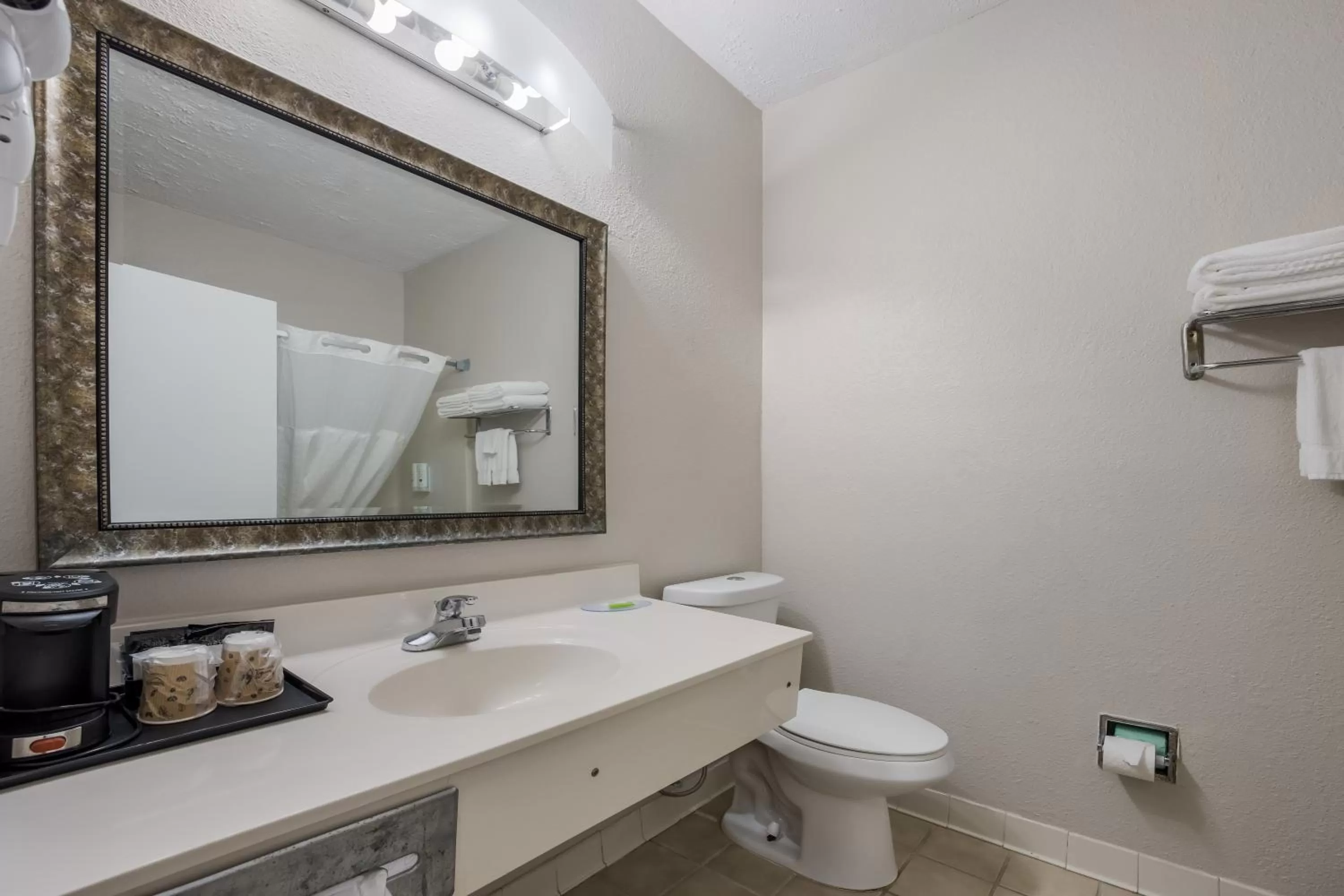 Bathroom in Quality Inn Moultrie