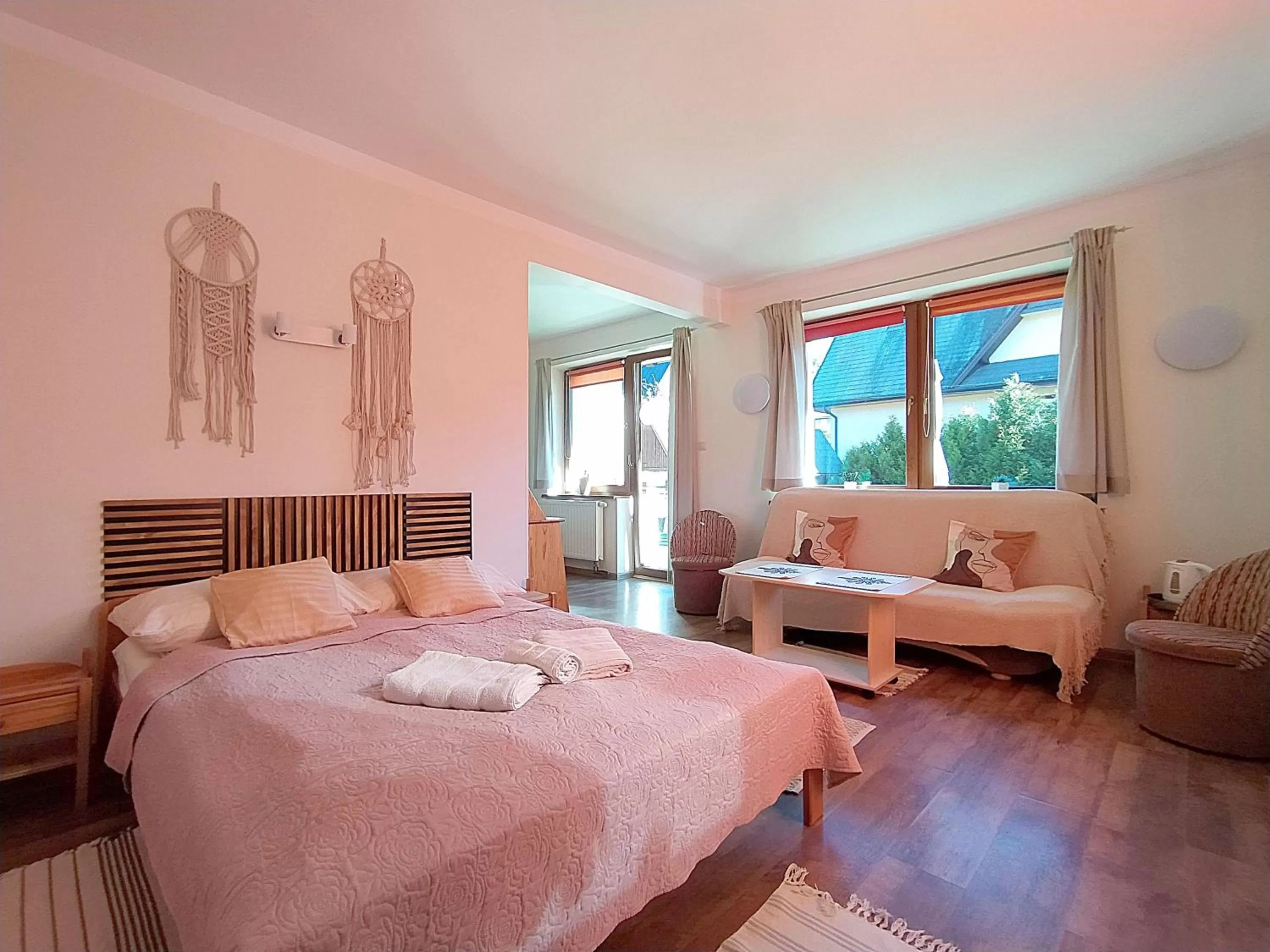 Bed in Willa Mozaika