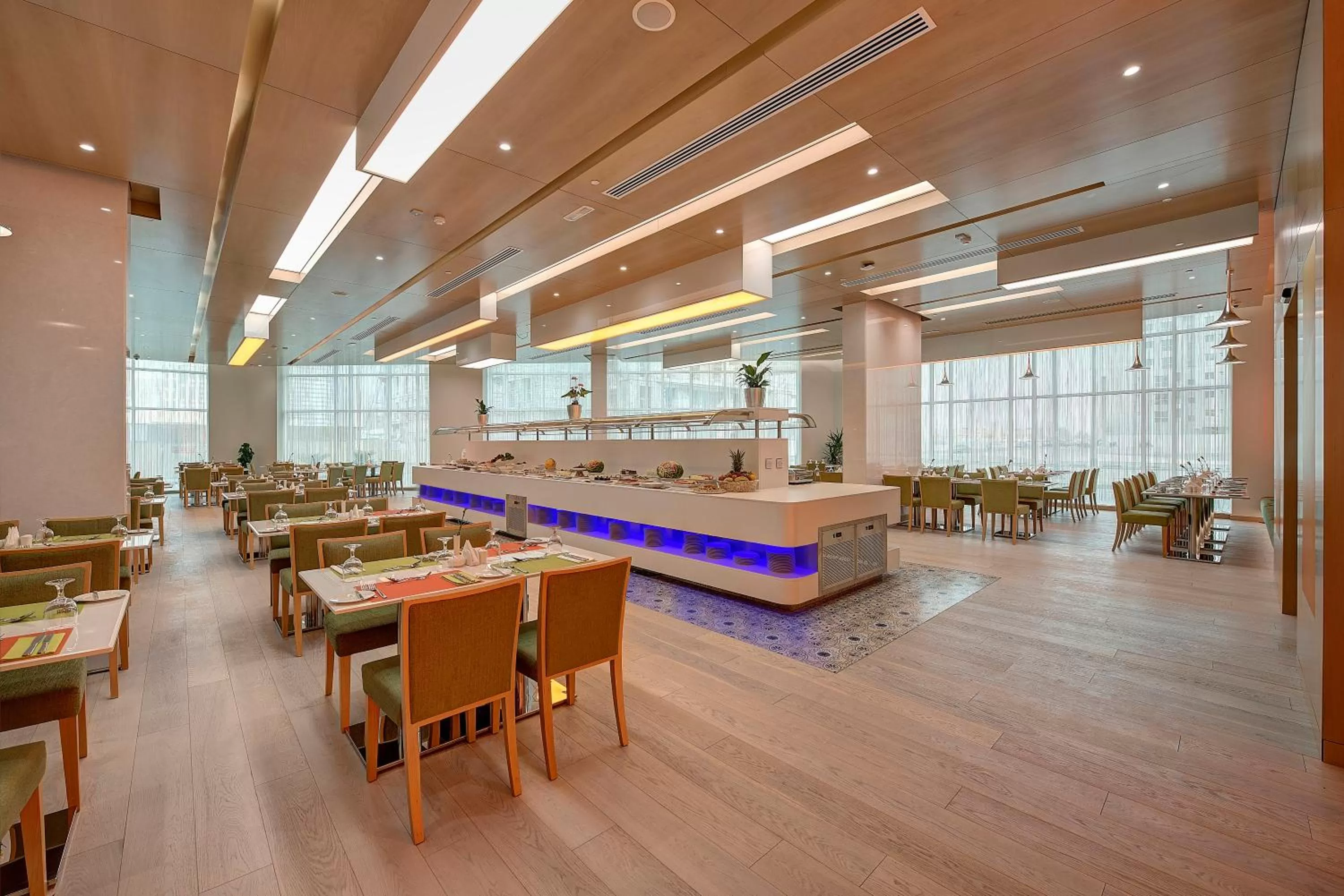 Restaurant/places to eat in Al Khoory Atrium