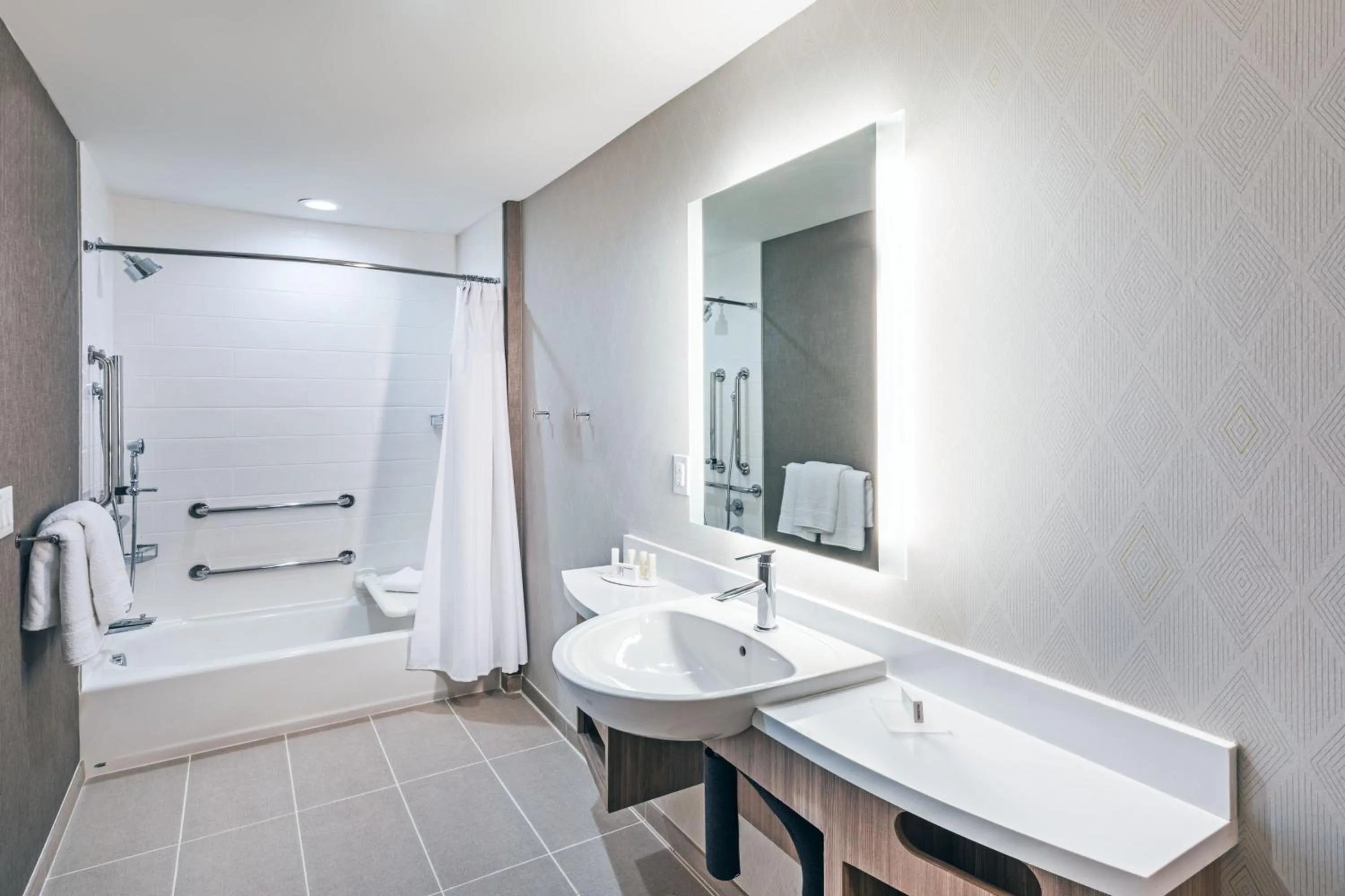 Bathroom in SpringHill Suites by Marriott Austin West/Lakeway