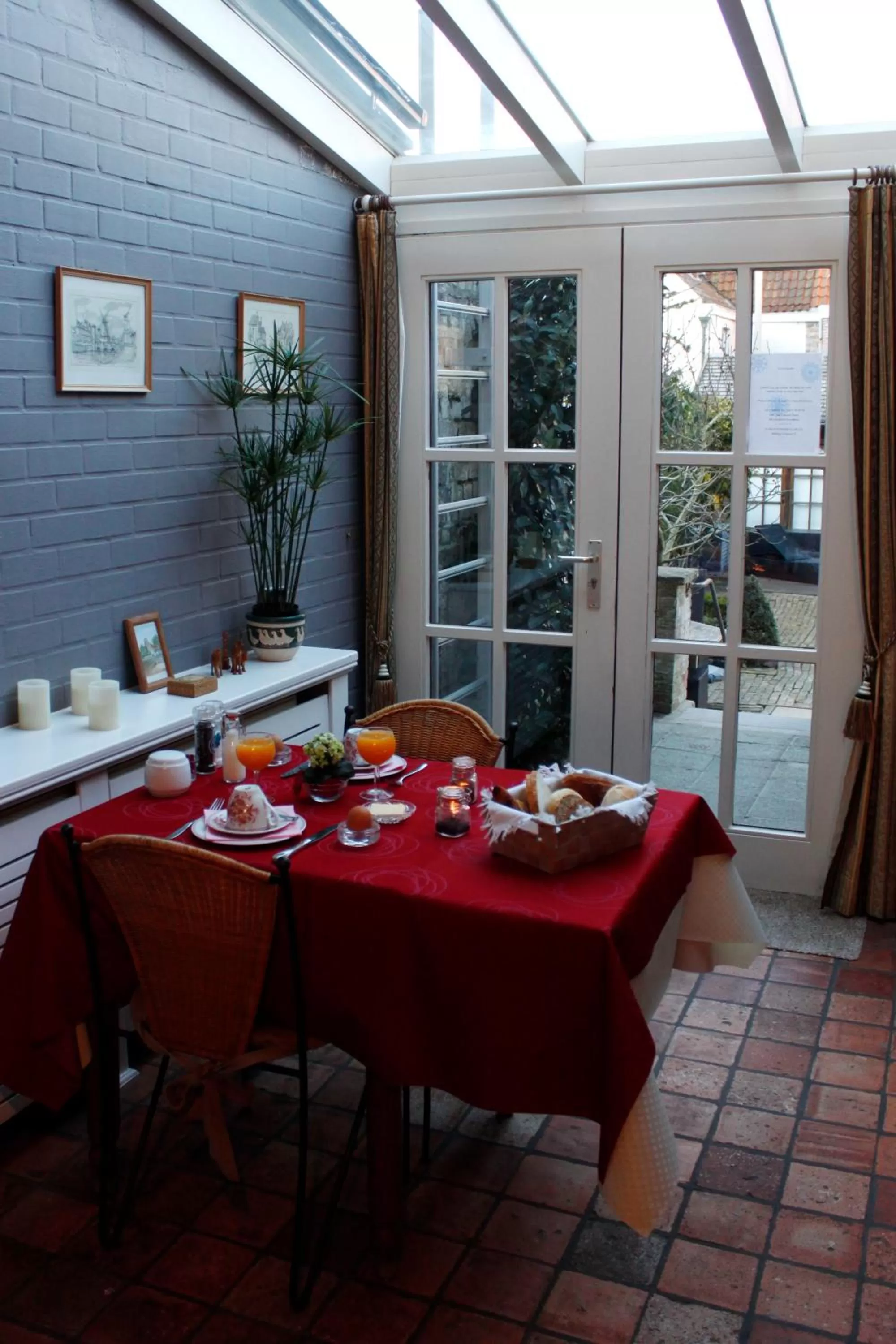 Patio in B&B Coupure