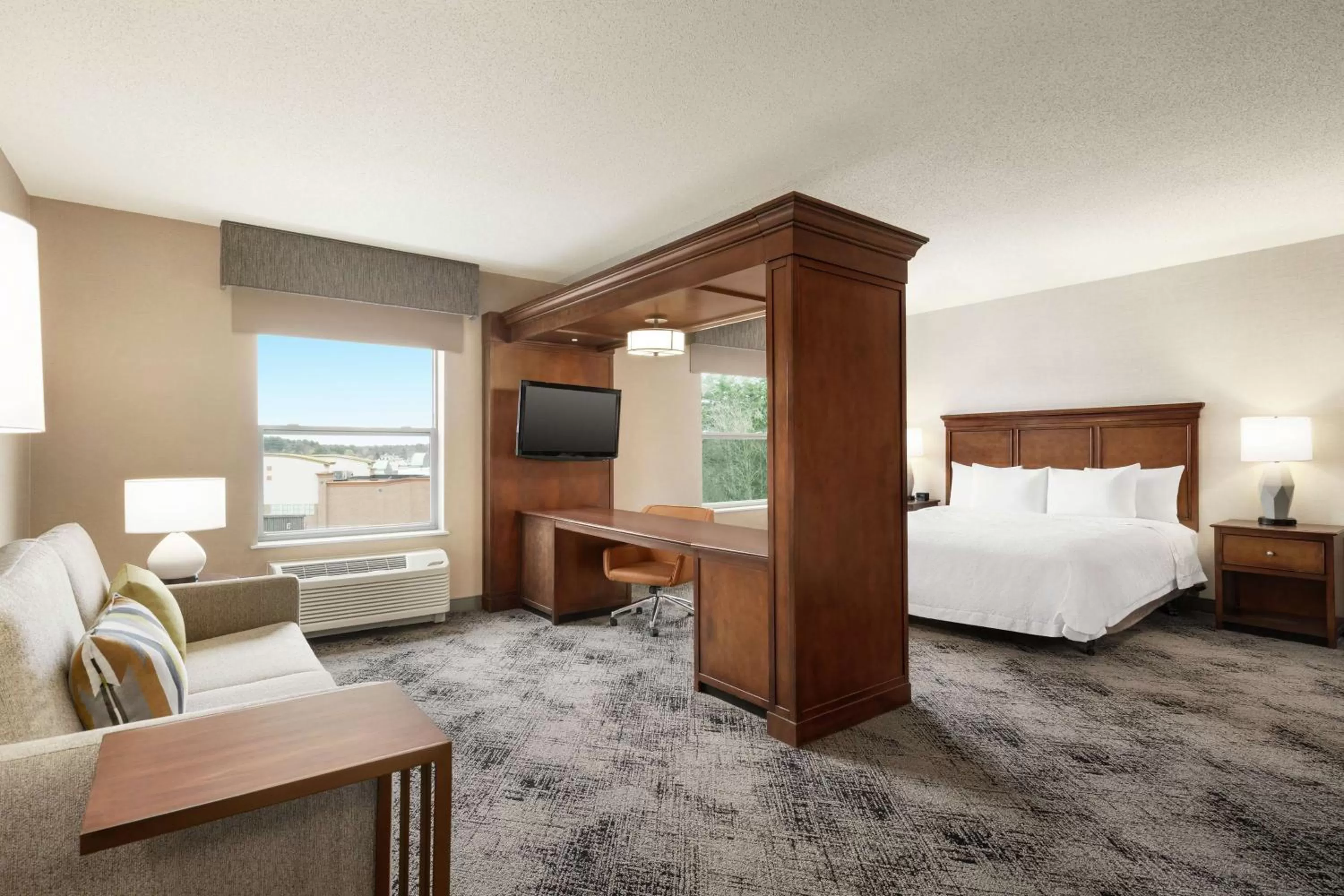 Bedroom, Bed in Hampton Inn & Suites Exeter