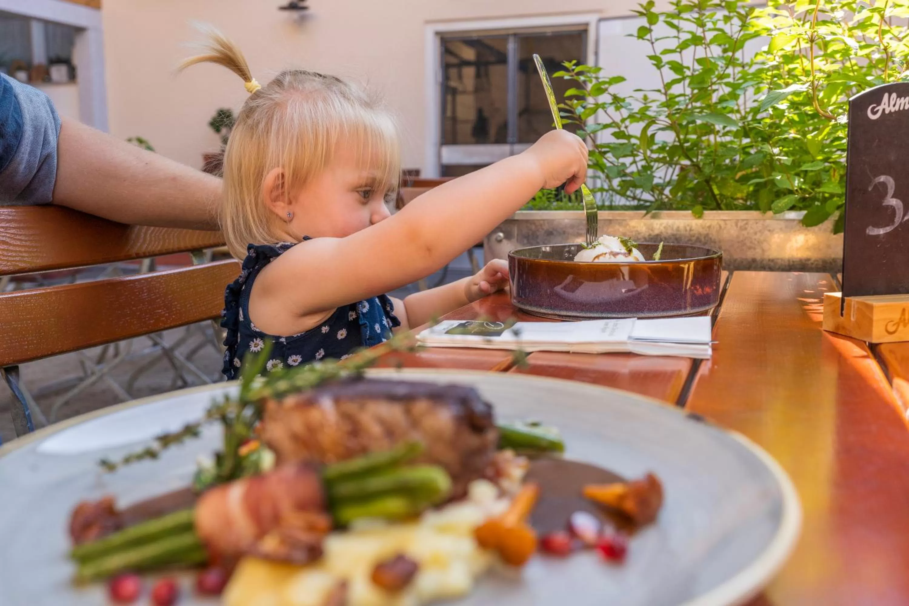 Restaurant/places to eat in Wander und Aktiv Hotel Rösslwirt