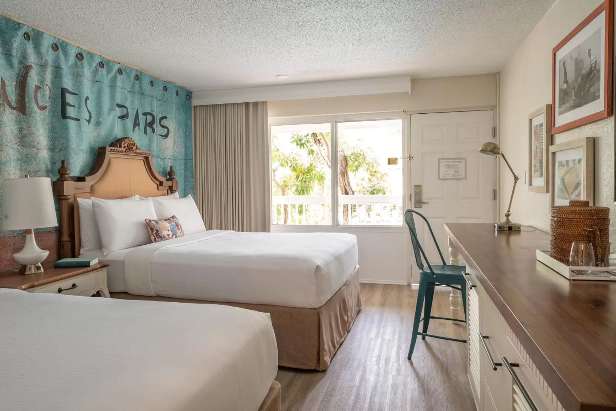 Photo of the whole room, Bed in Havana Cabana at Key West