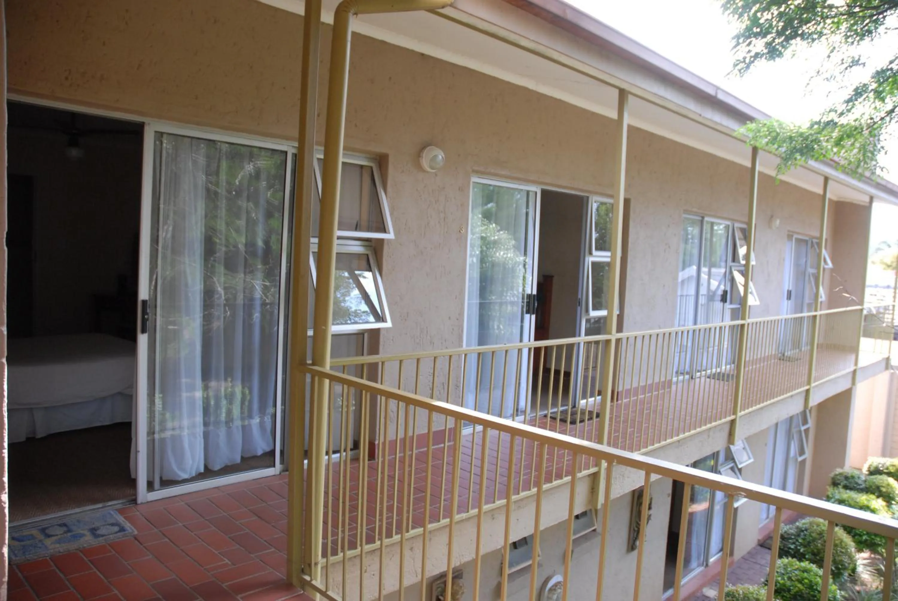 Balcony/Terrace in Purple Olive Guest House