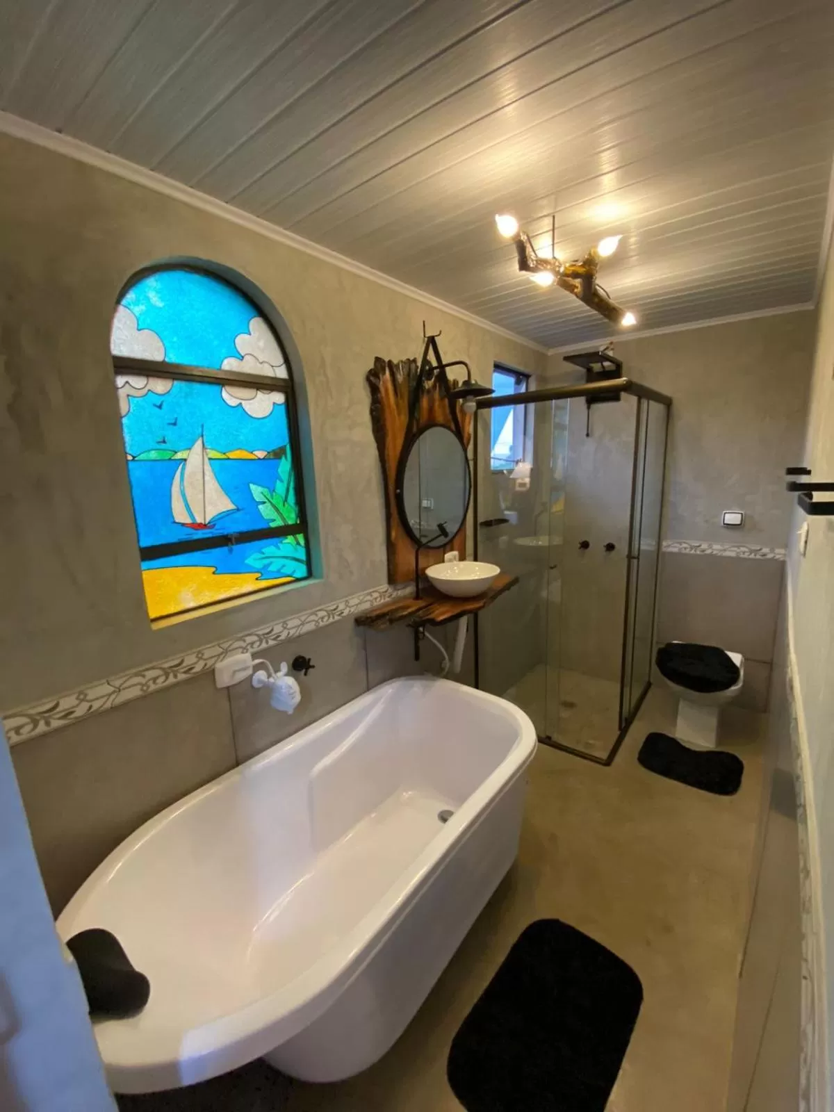 Toilet in Queiroz Palace Hotel