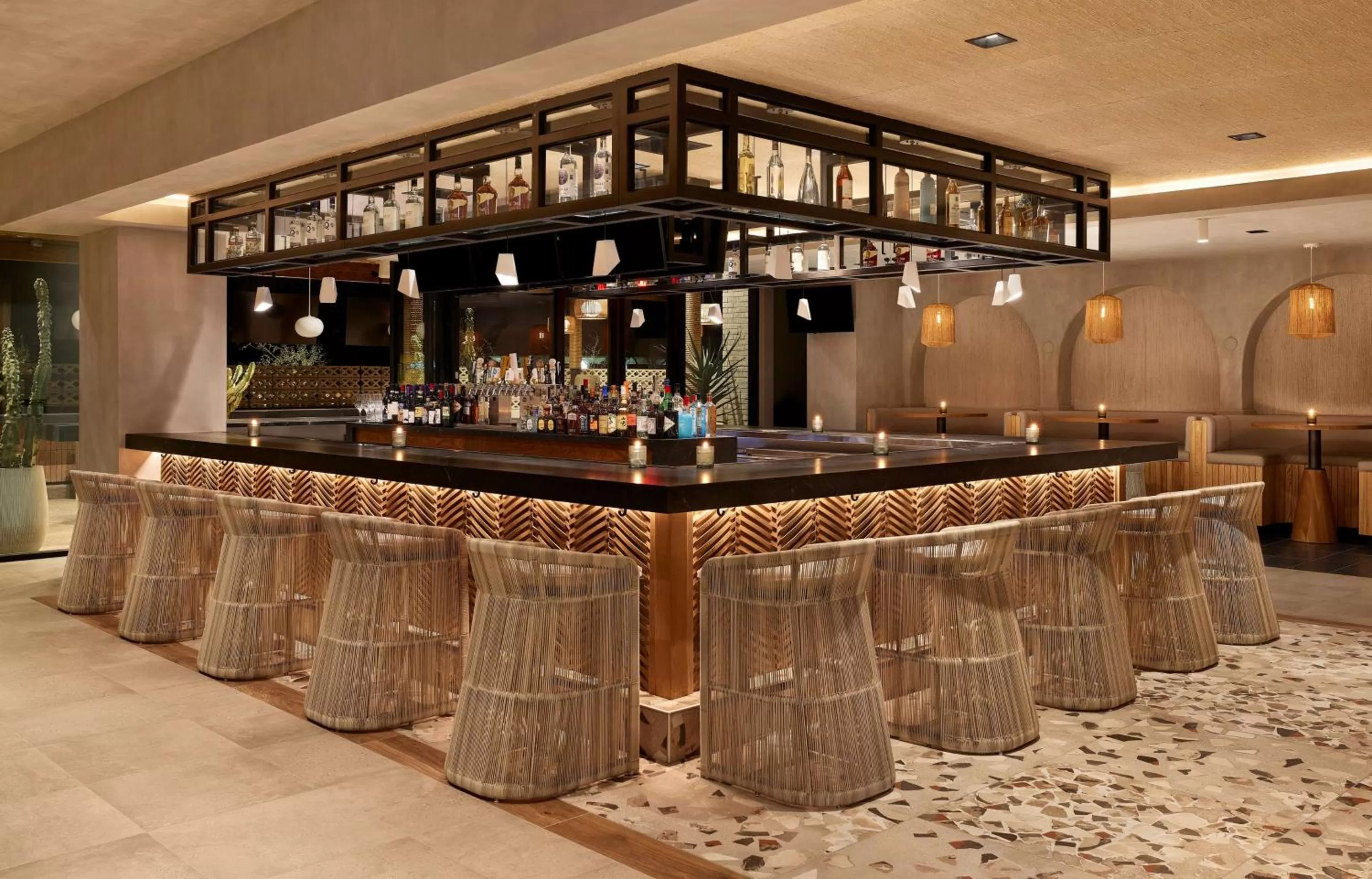 Lounge or bar in Senna House Hotel Scottsdale, Curio Collection By Hilton