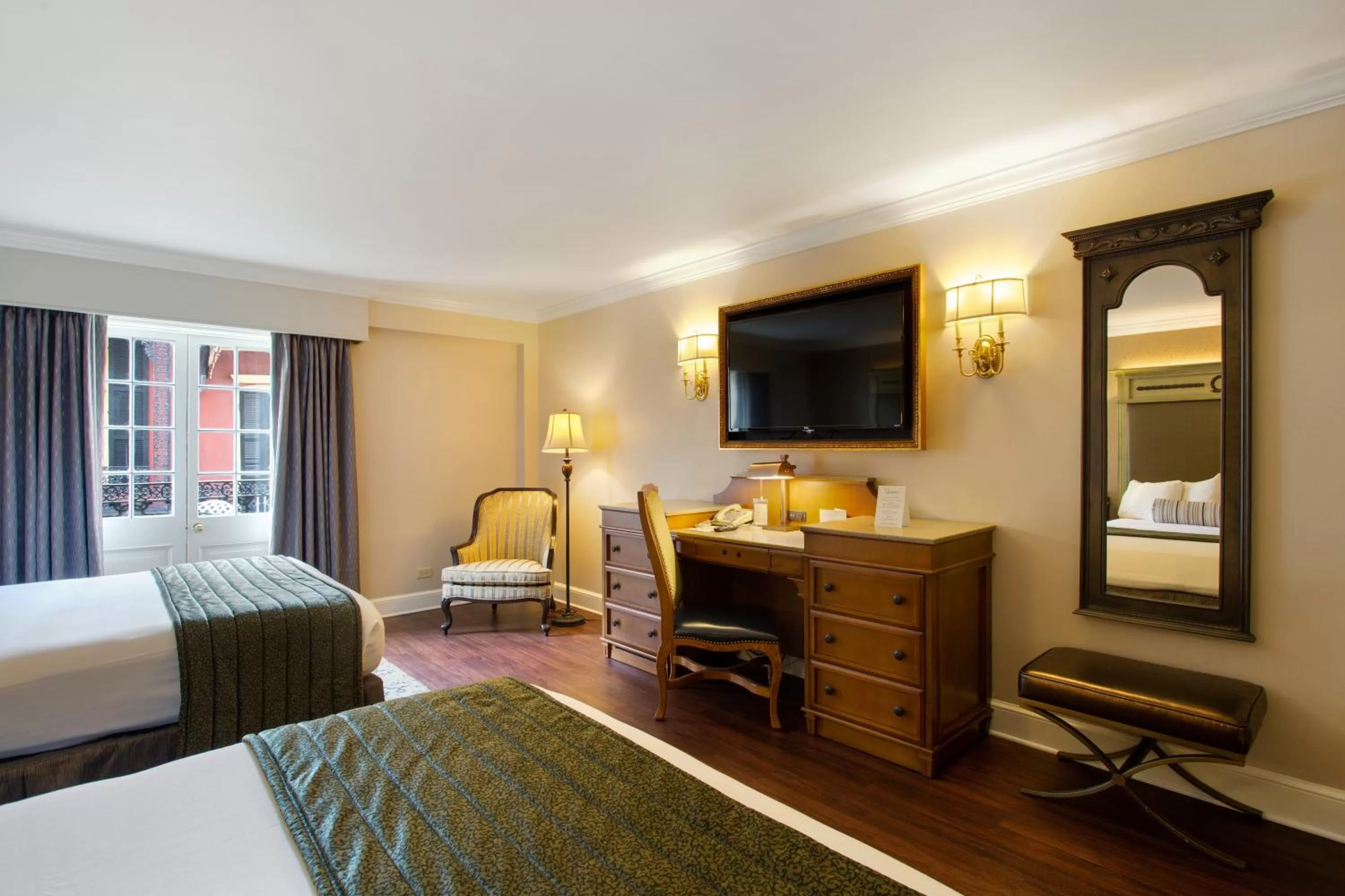 Photo of the whole room, Bed in Hotel St. Marie