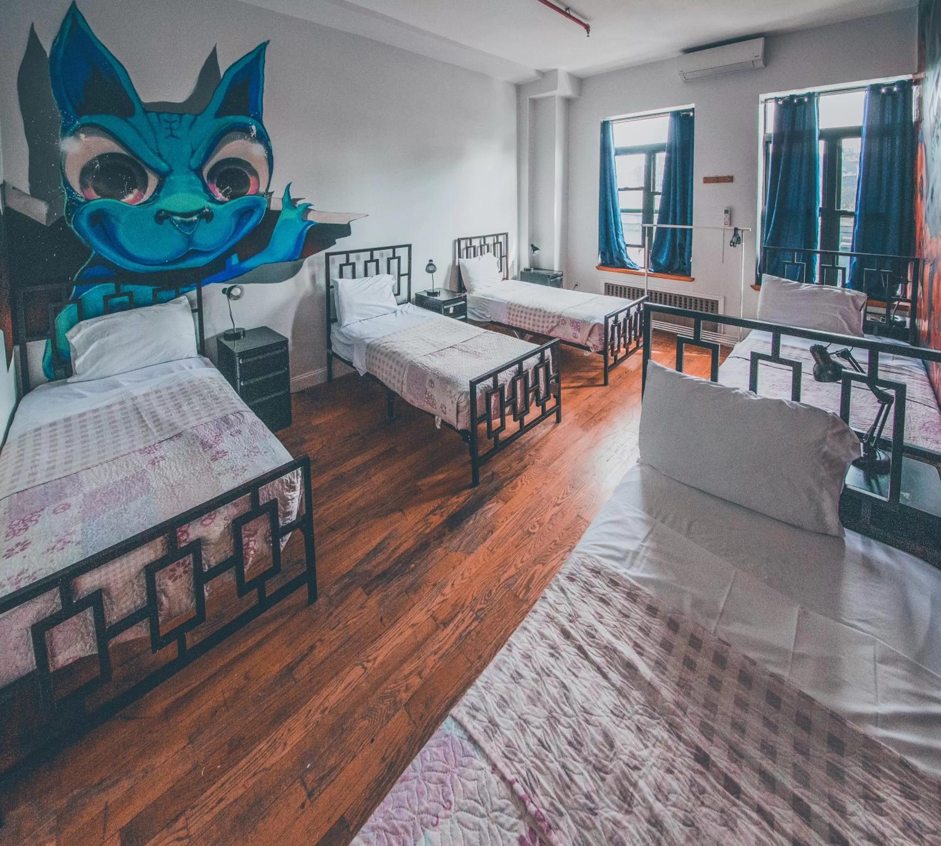 Bed in NY Moore Hostel