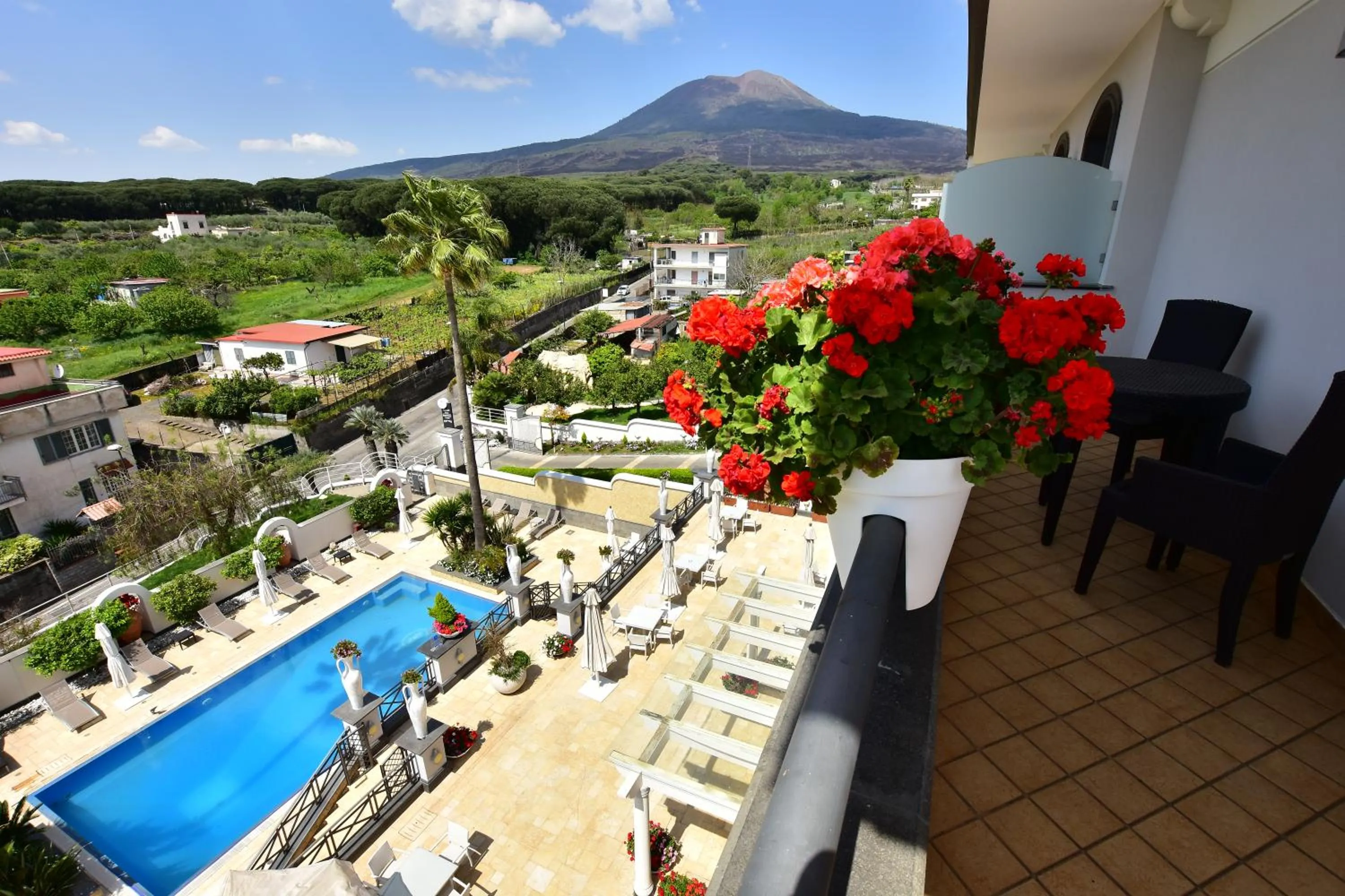 Pool view in Palazzo Rosenthal Vesuview Hotel & Resort