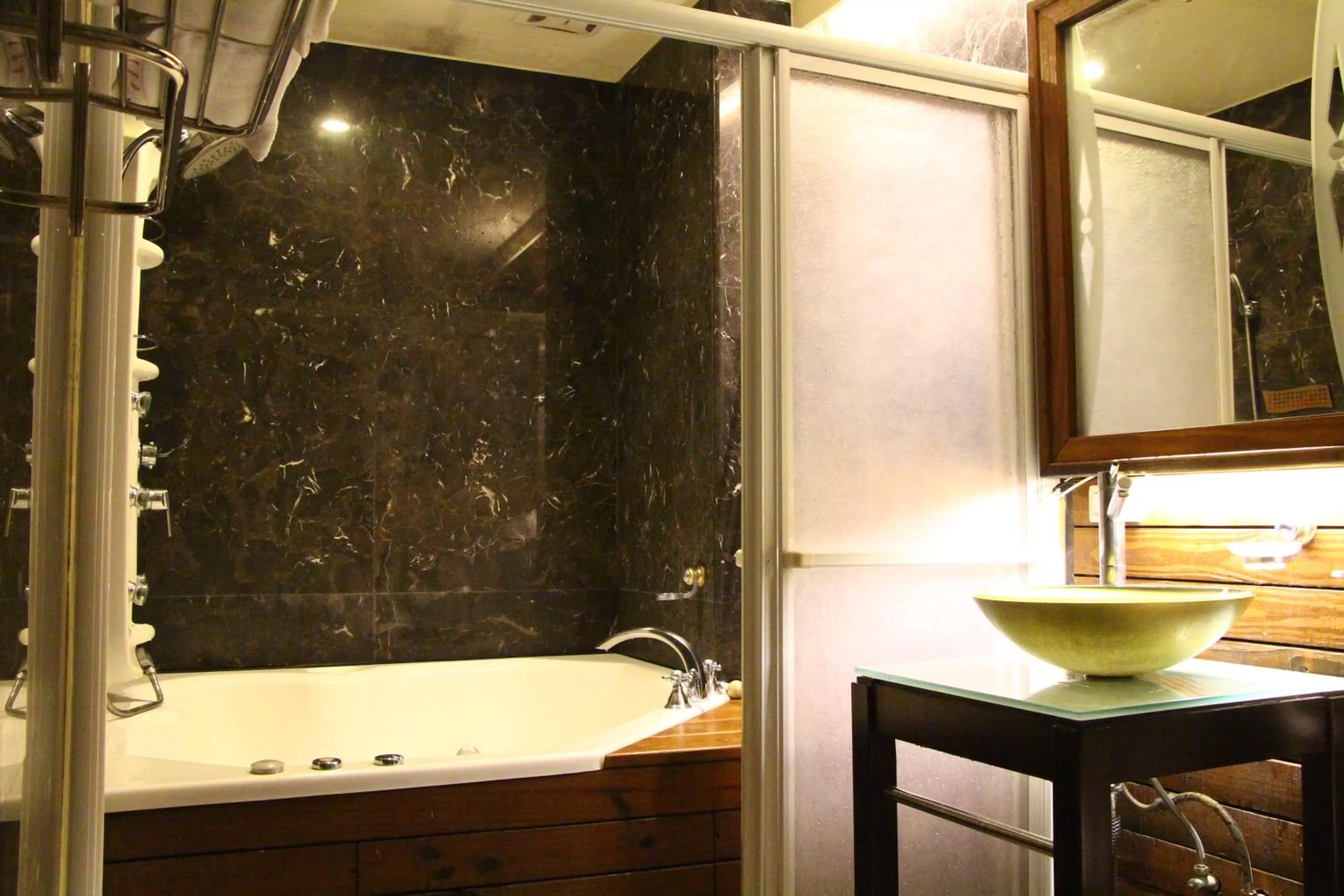 Toilet in Constellation Coast B&B