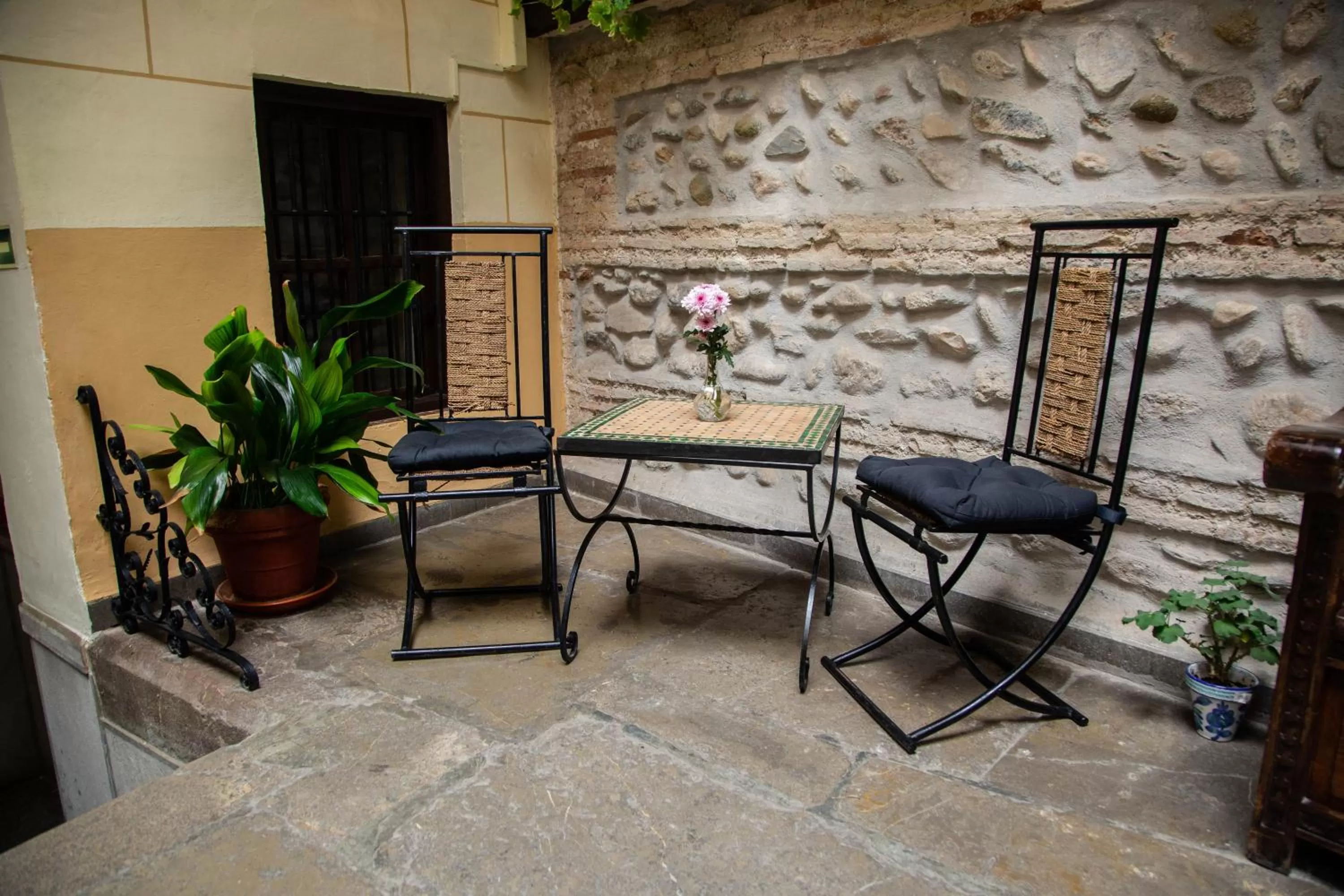 Property building in Palacio de Mariana Pineda