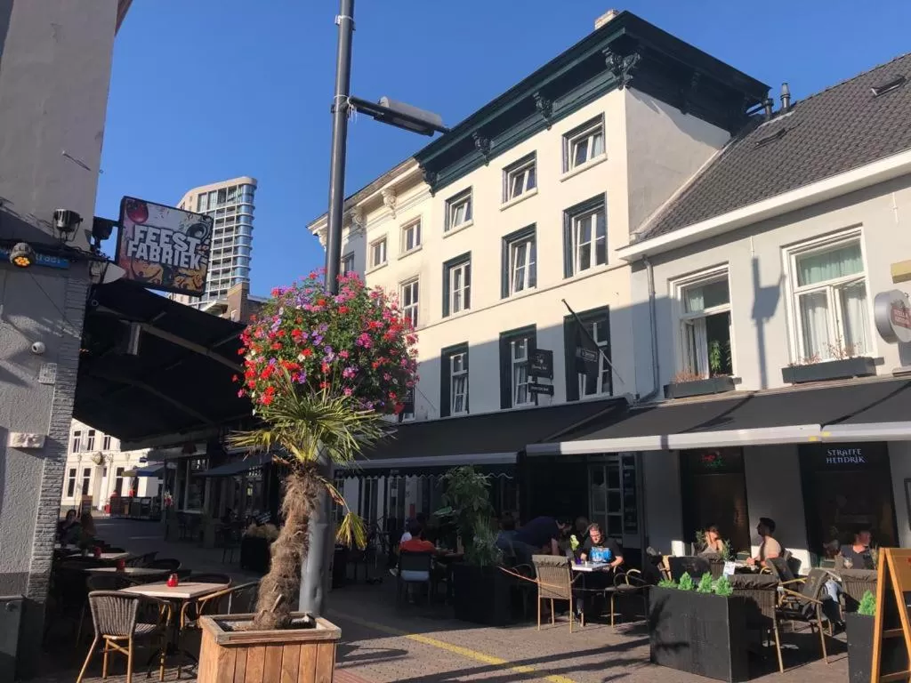 Restaurant/places to eat in Winston B&B