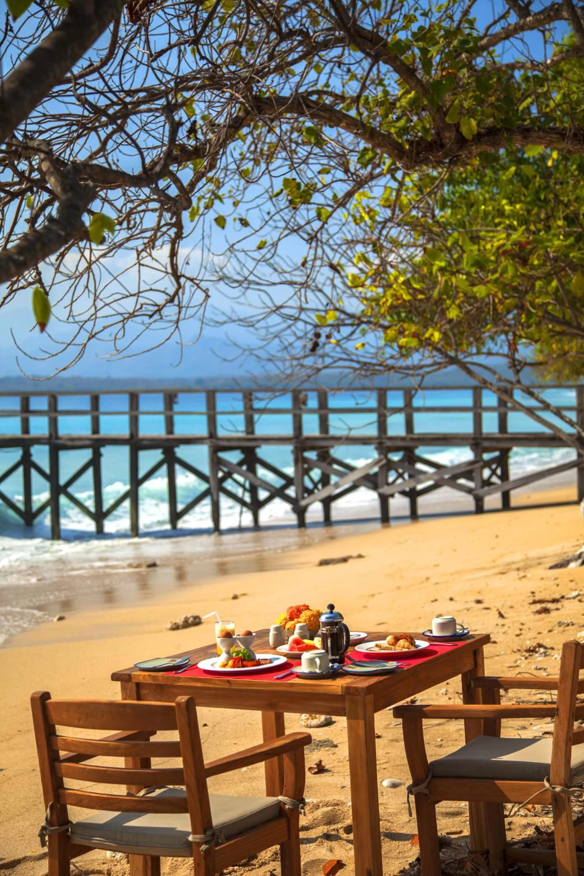 Dining area in NusaBay Menjangan