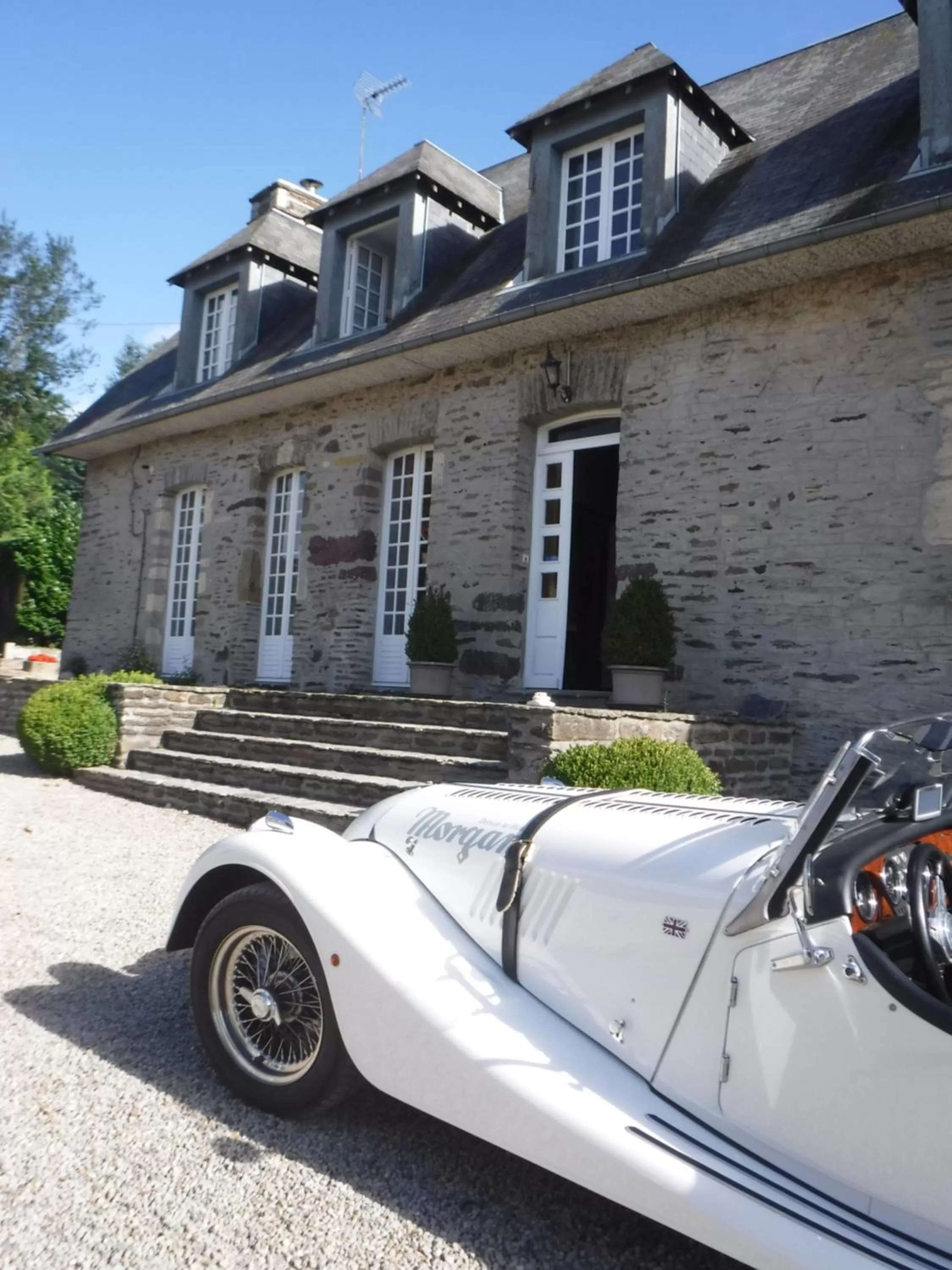 Property building in La Carbonnière