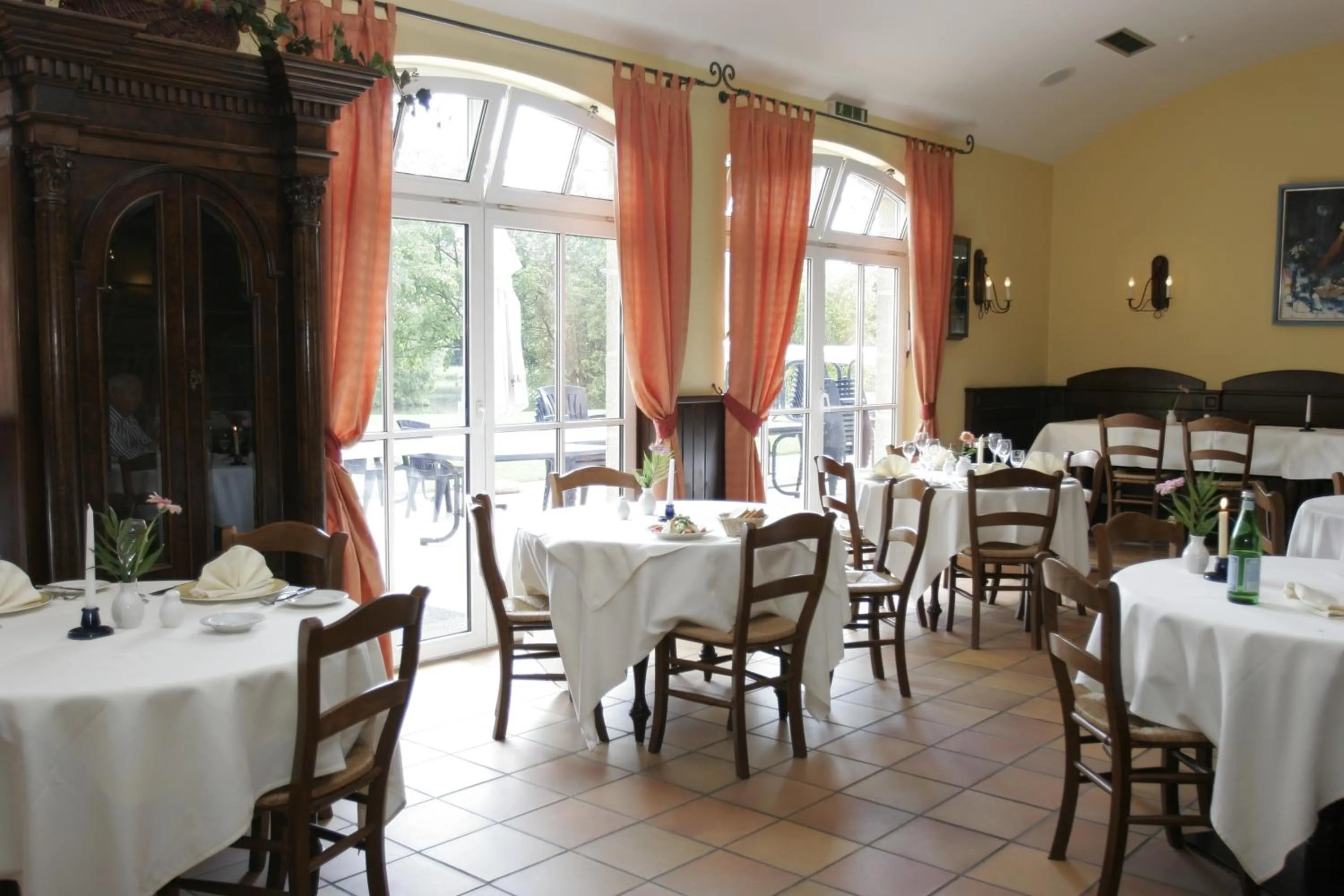 Restaurant/places to eat in Hotel Landhaus Milser