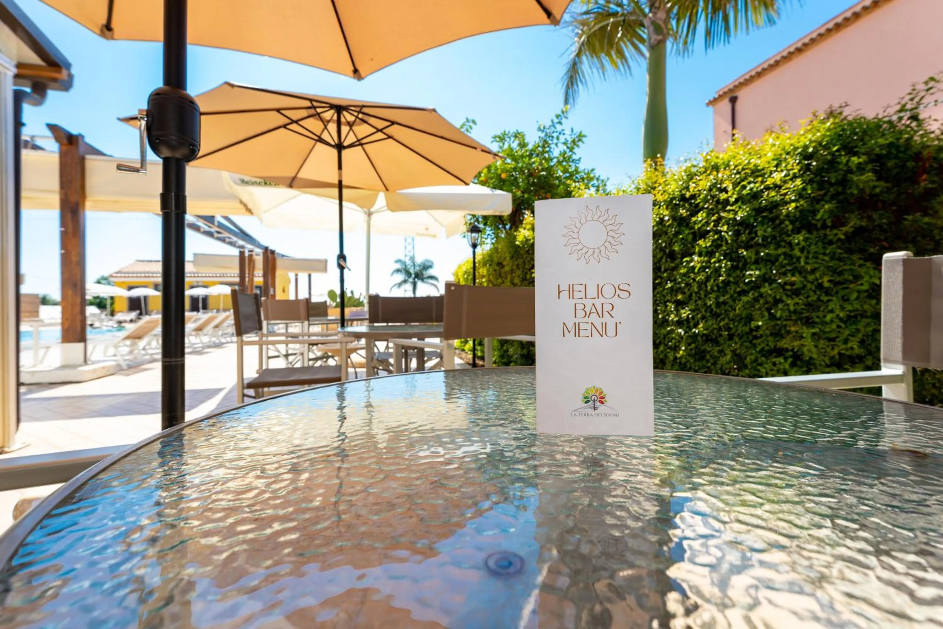 Lounge or bar in La Terra Dei Sogni Country Hotel