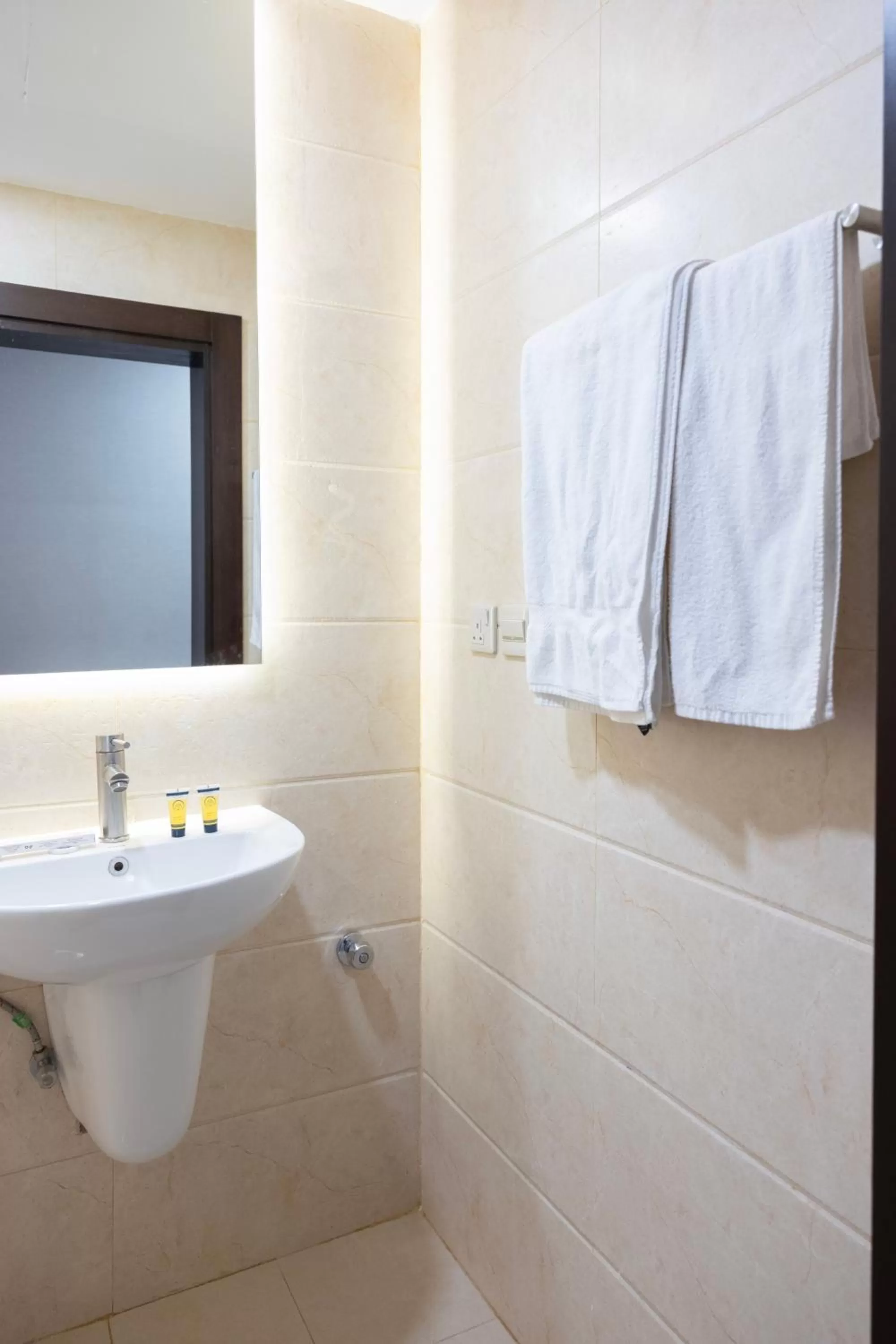 Toilet in Sweet Home For Serviced Accommodation