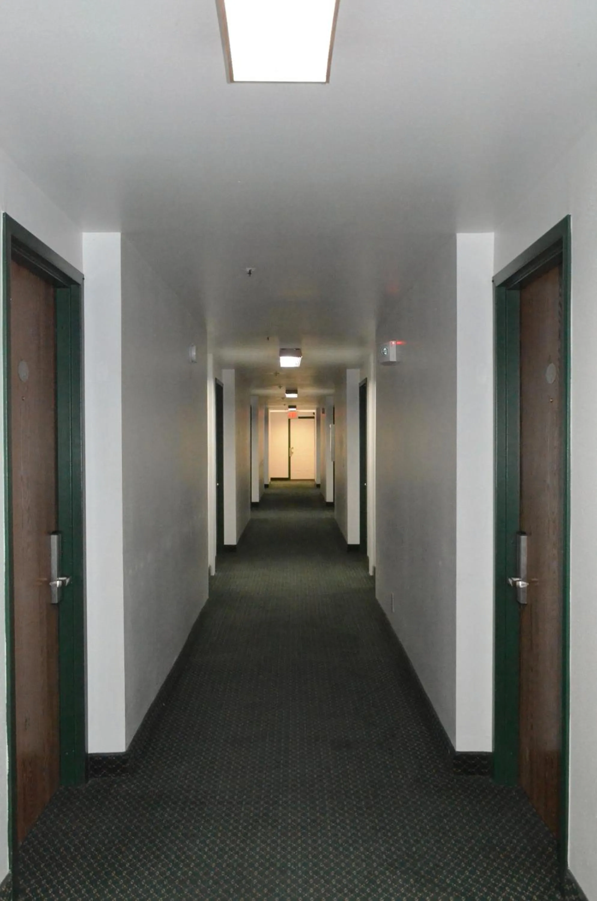 Floor plan in National 9 Inn Price