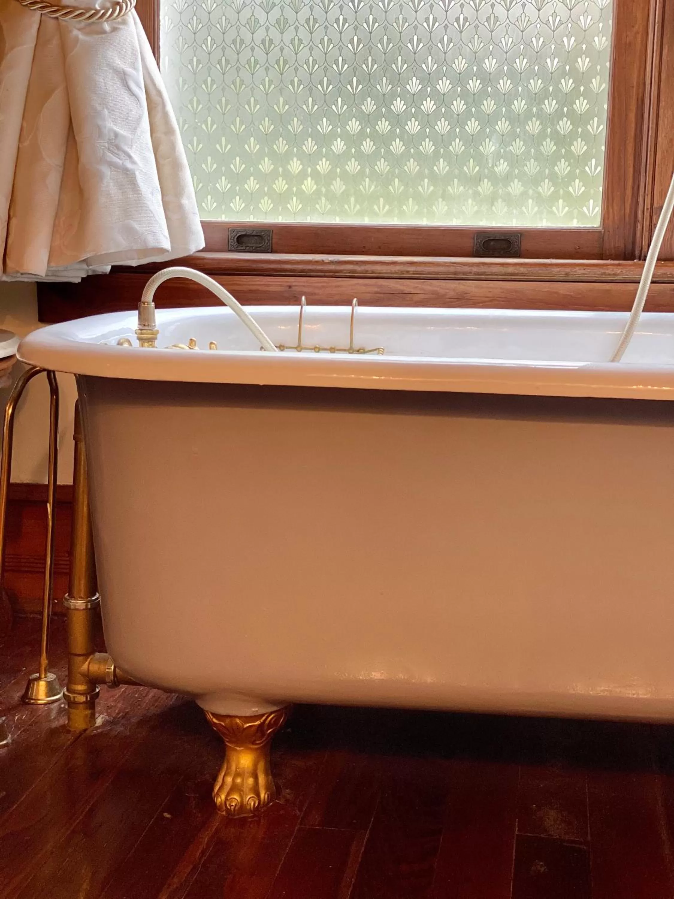 Bathroom in Hogan House Bed and Breakfast at Rose Hill