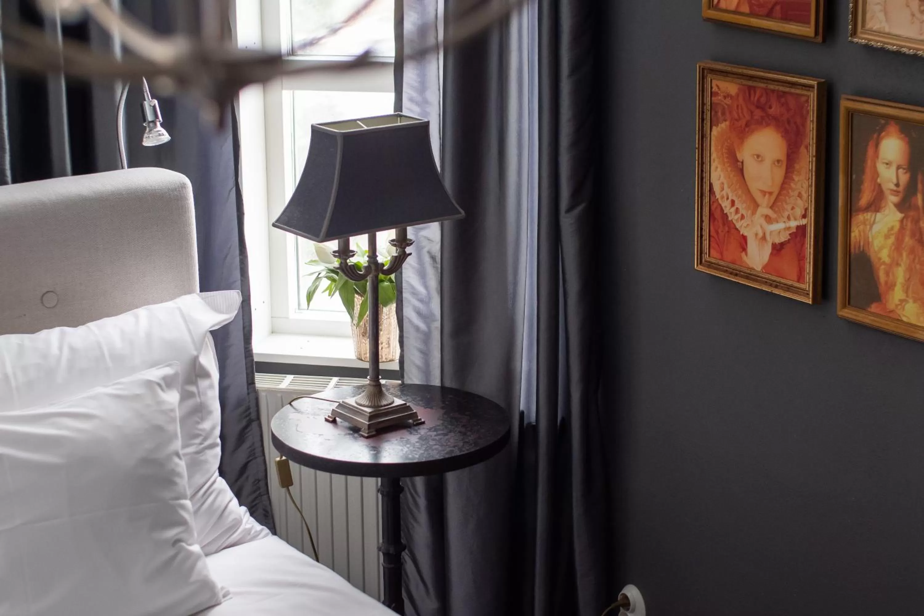 Seating area, Bed in Karstorp Säteri – Hotell och Konferens