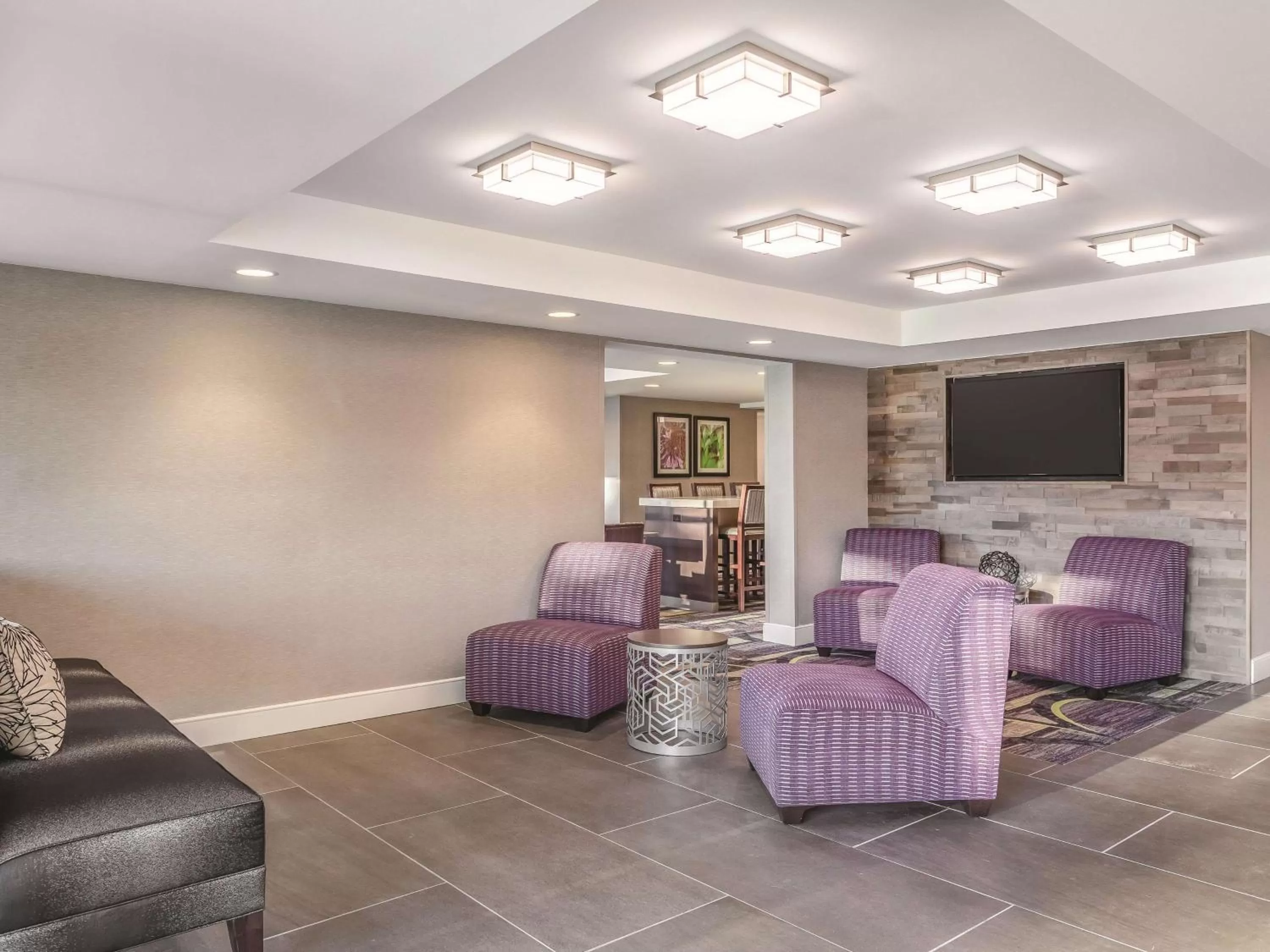 Lobby or reception in La Quinta by Wyndham Columbia / Fort Meade