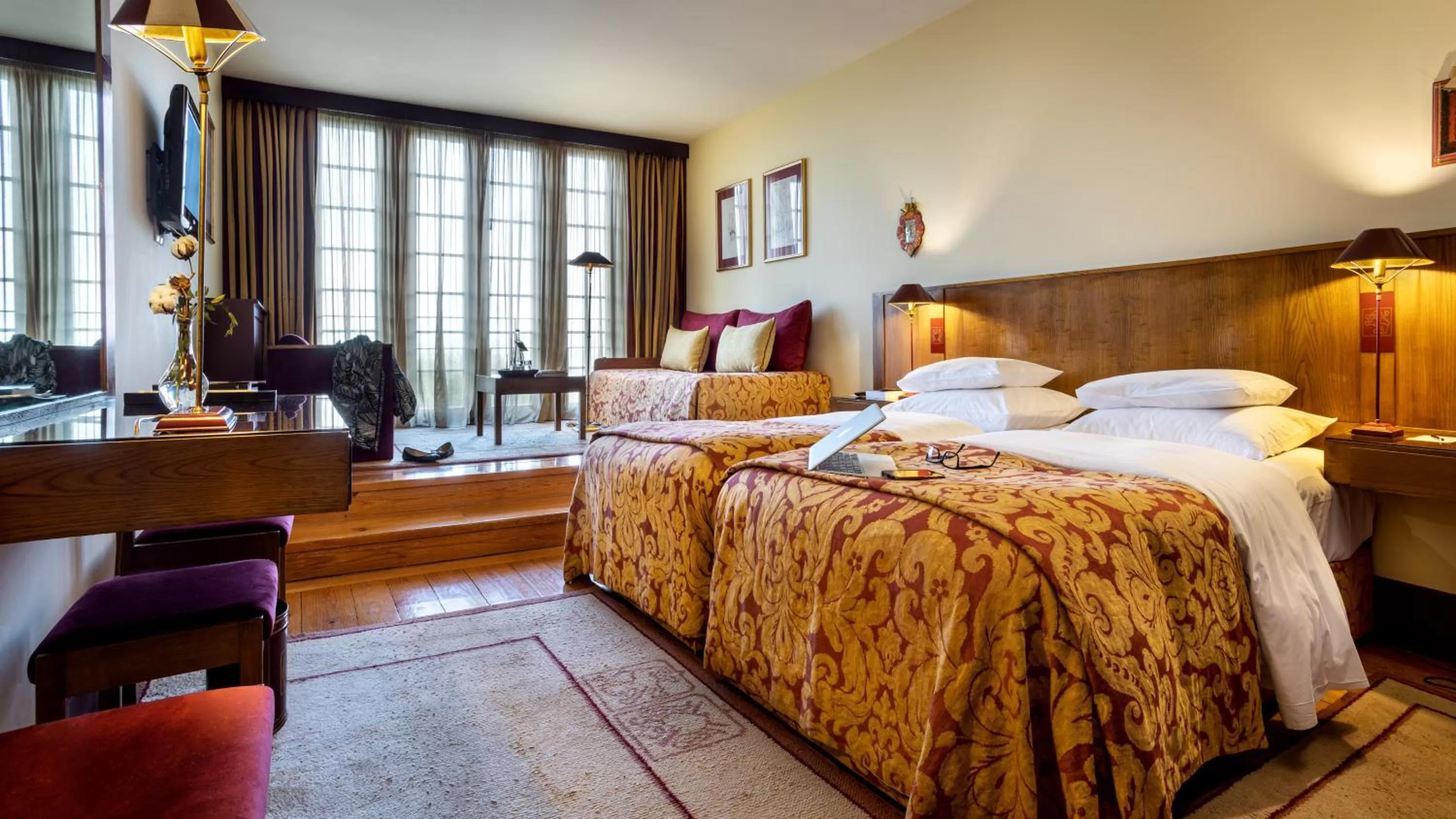 Photo of the whole room, Bed in Pousada Mosteiro de Guimaraes