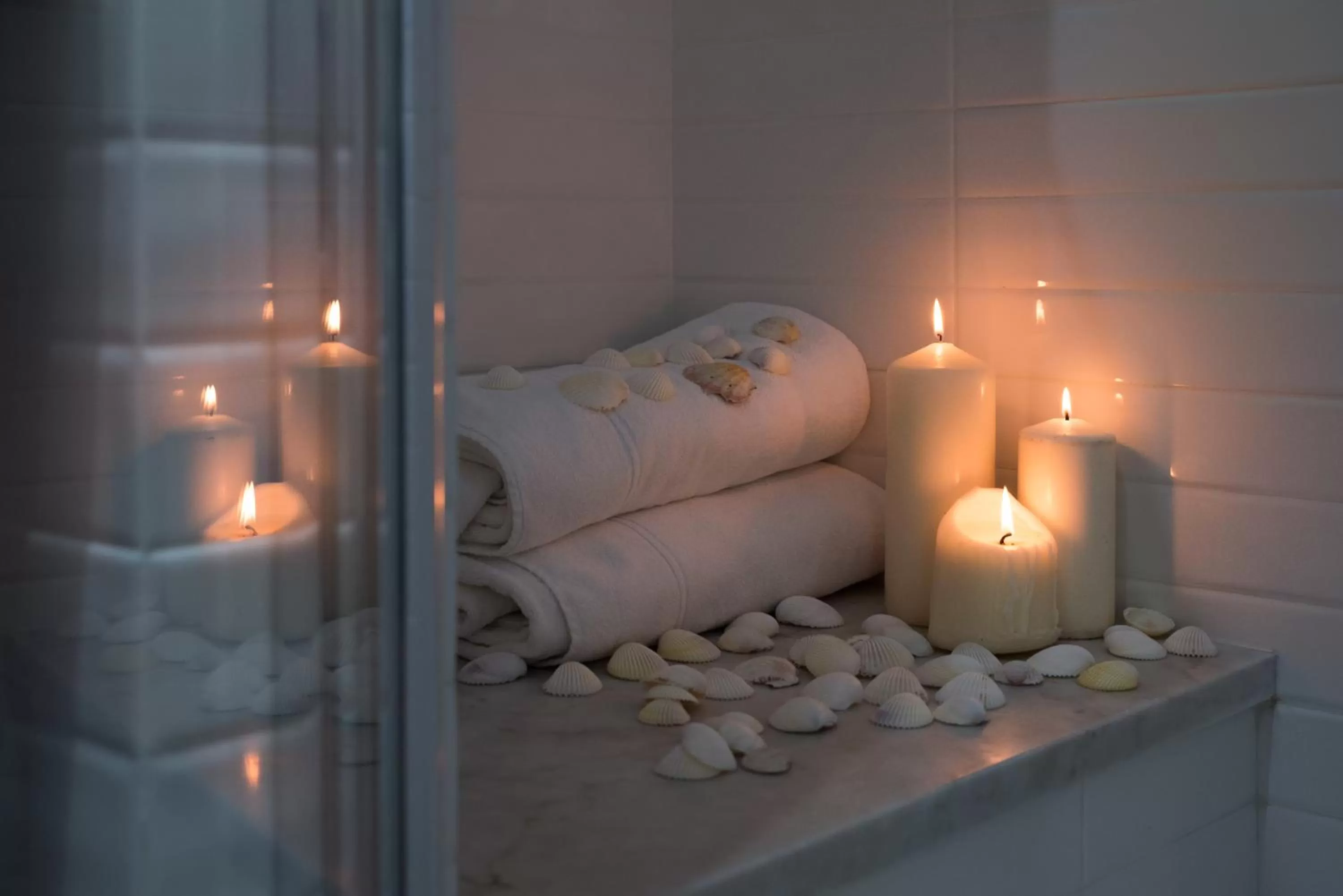 Bathroom, Bed in Amalfi Luxury House