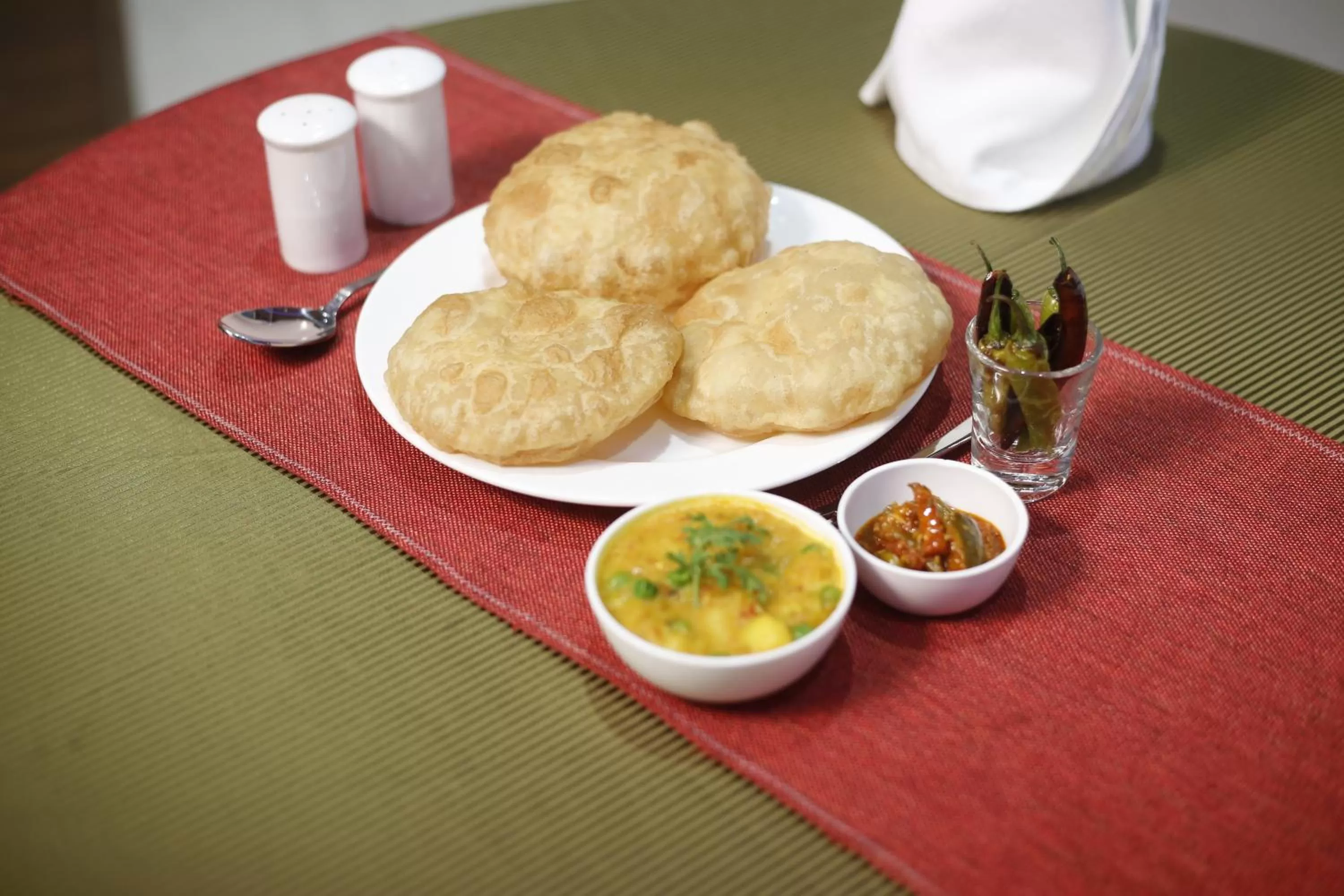 Breakfast in Hotel Cama