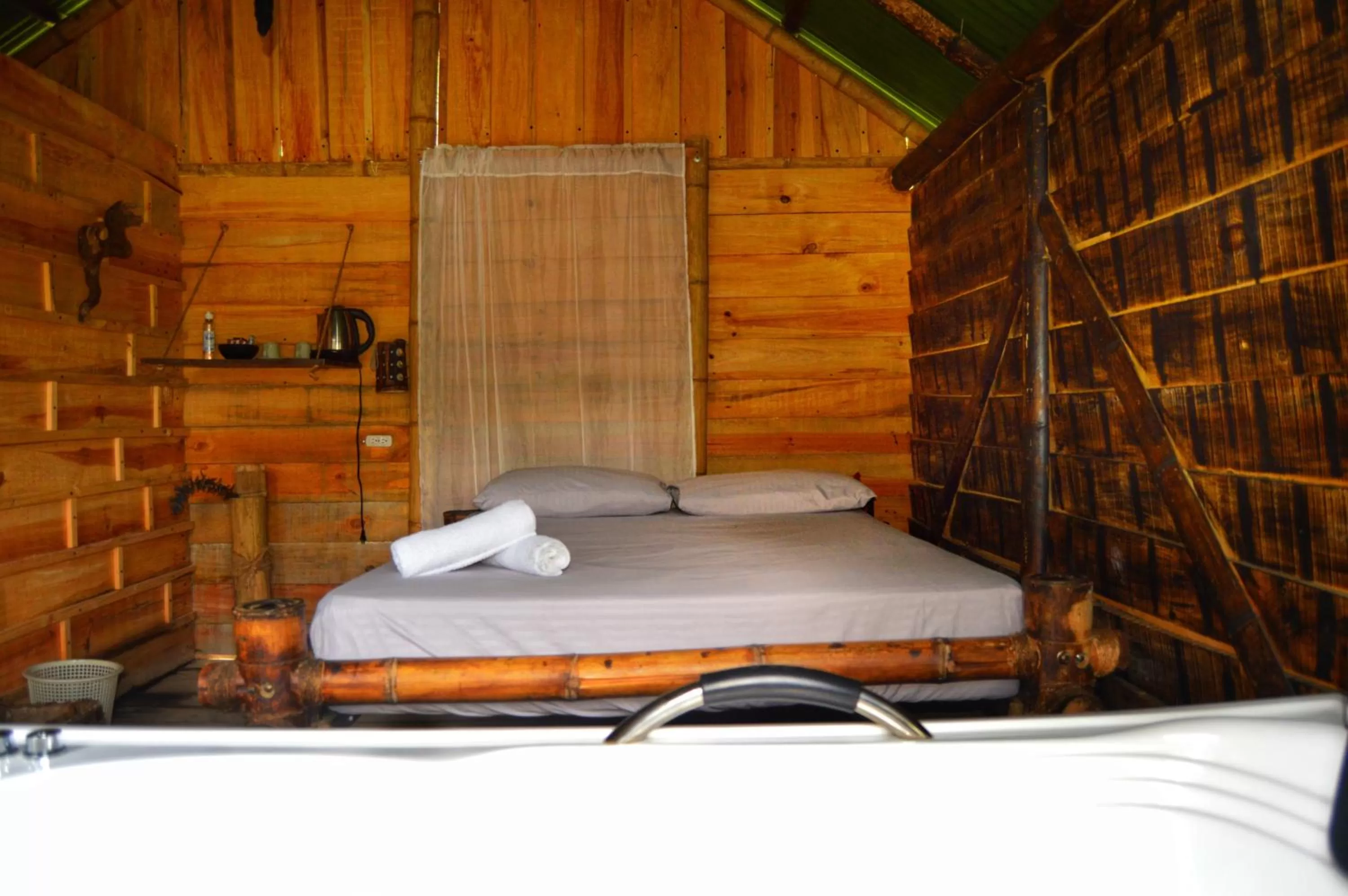 Bedroom, Bed in Cabañas Rústicas El Viejo Tambo By Rotamundos