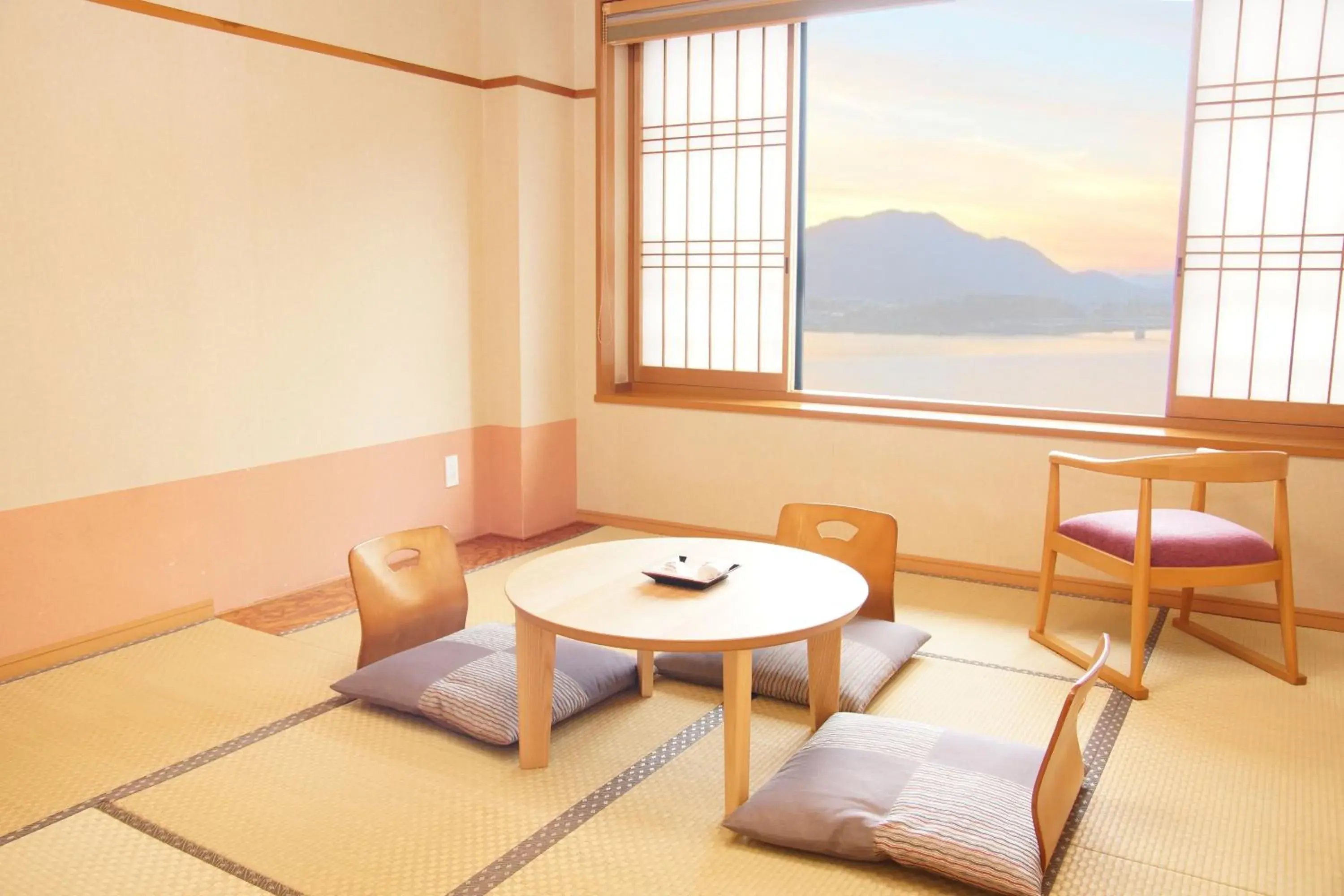 Japanese-Style Room with Shower with Mt.Fuji View - single occupancy - Breakfast + Dinner Included in Hotel Asafuji Japanese-Style Room with Shower with Mt.Fuji View - single occupancy - Breakfast + Dinner Included in Hotel Asafuji