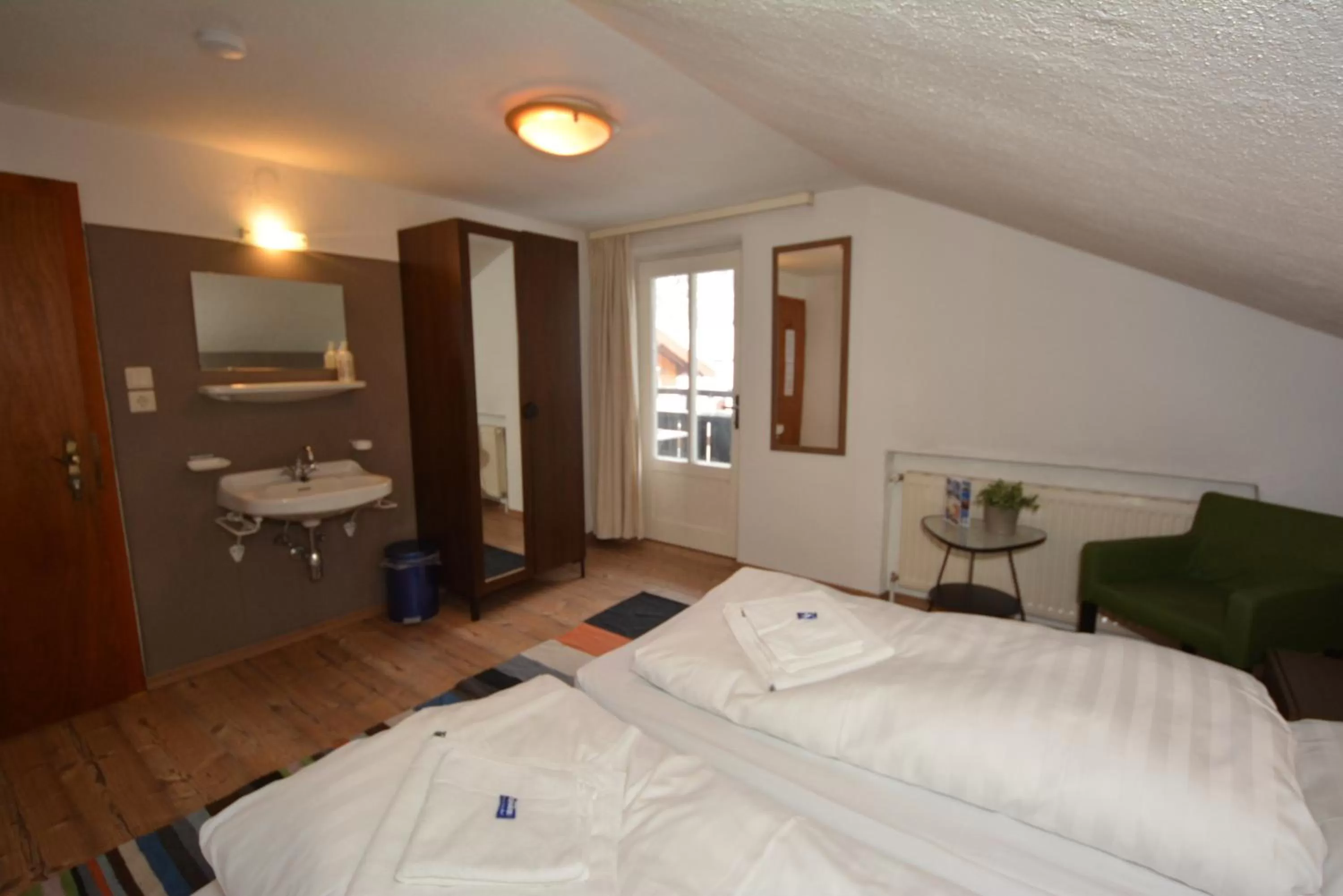 Bedroom, Bed in Haus Irmgard by Châtel Reizen