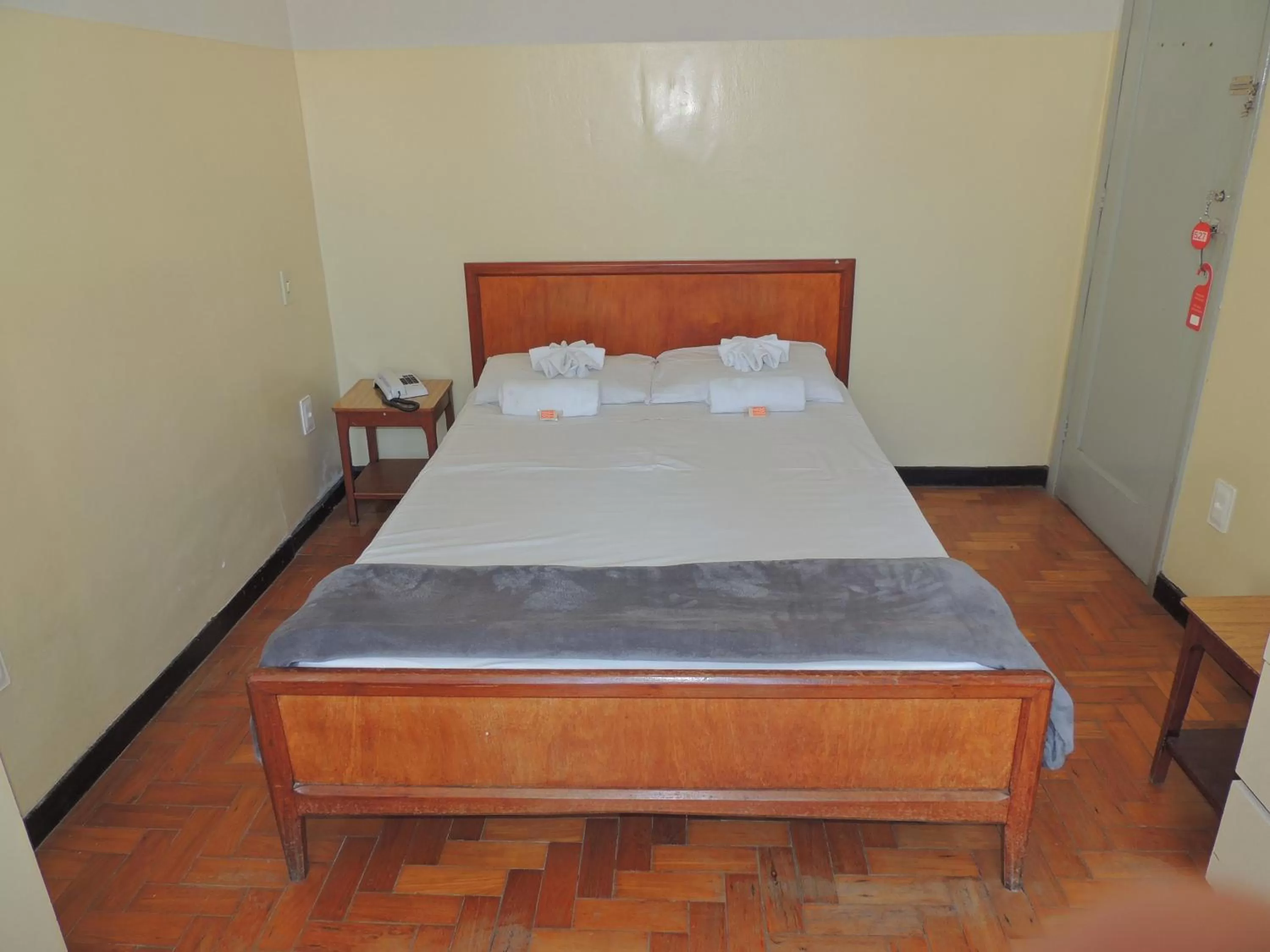 Bedroom, Bed in Hotel Esplanada Belo Horizonte - Proximo a Estacao de Trem