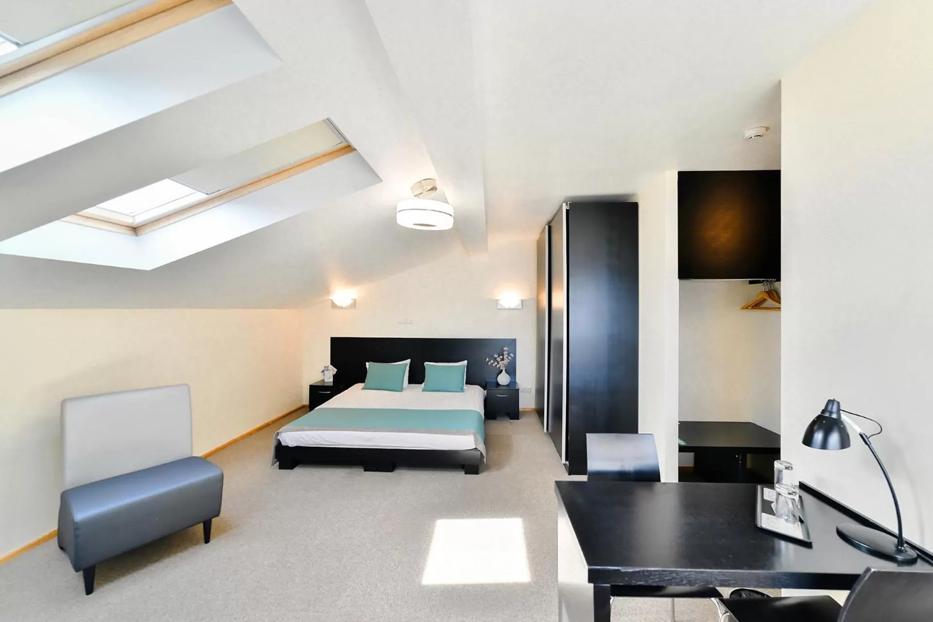 Photo of the whole room, Bed in Superior Hotel Vantis Riverside