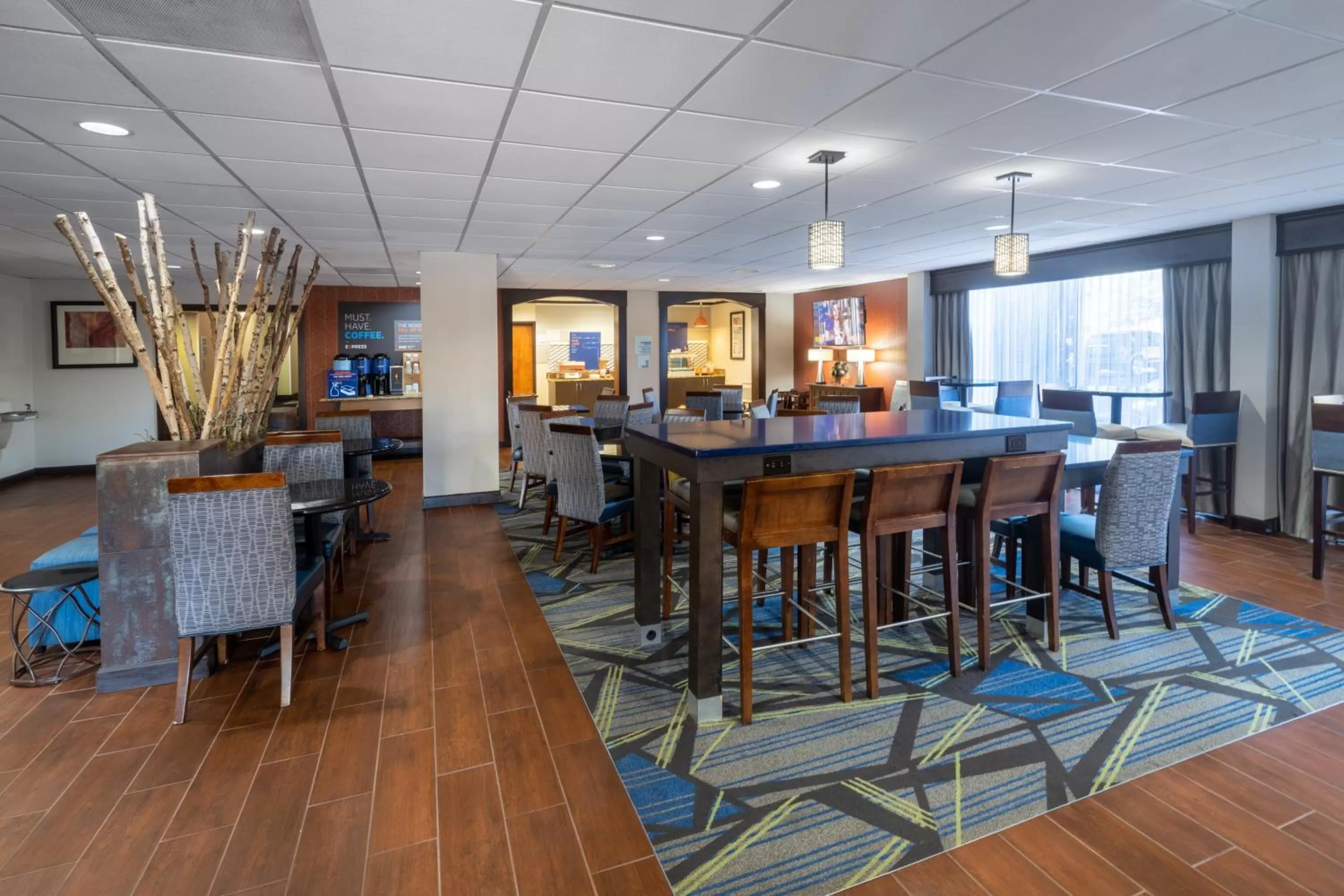 Breakfast in Holiday Inn Express Forsyth by IHG