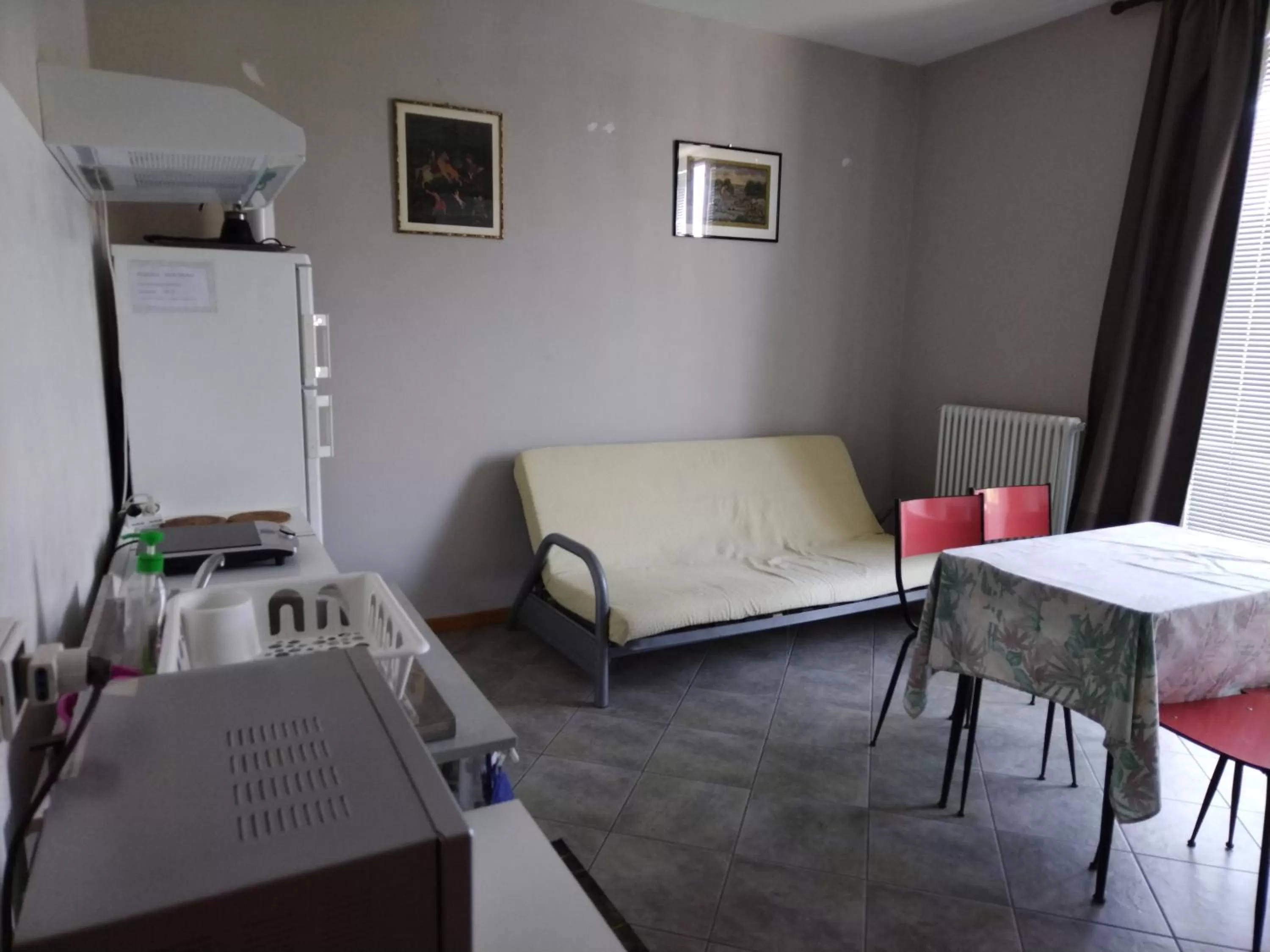 Seating Area in B&B Manu