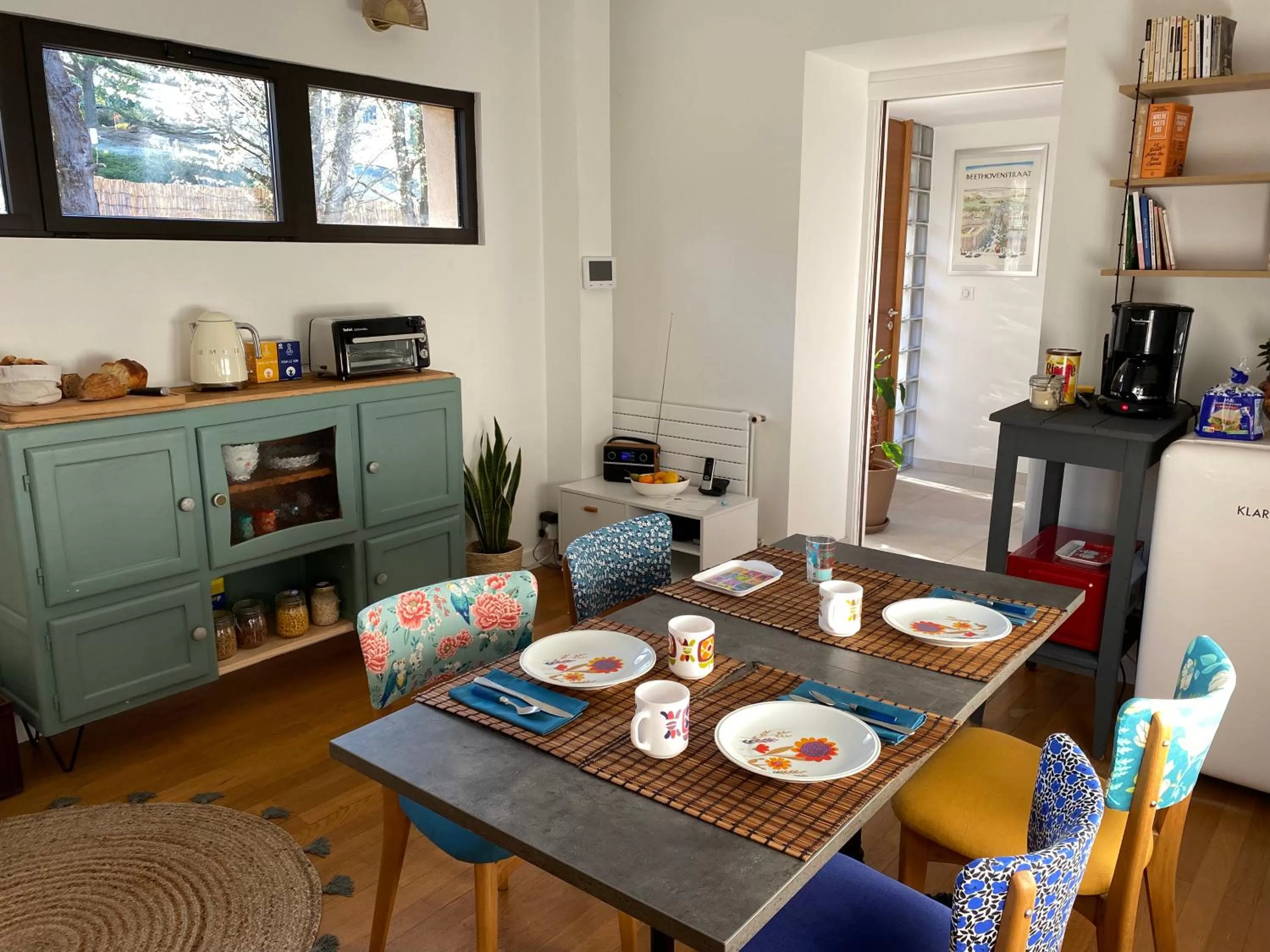 Breakfast, Dining Area in Les Cabanons
