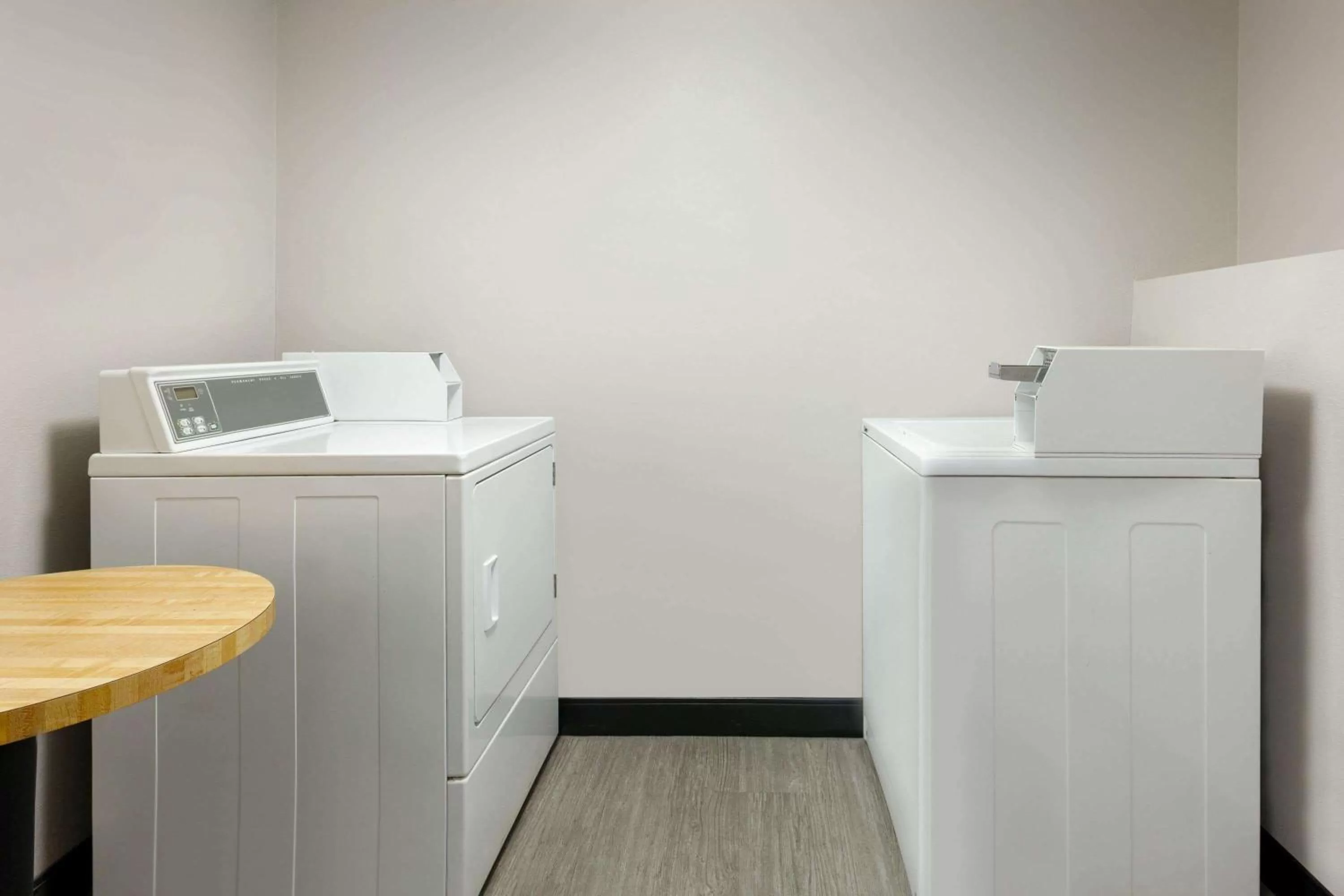 On site in La Quinta inn & suites by Wyndham Dothan