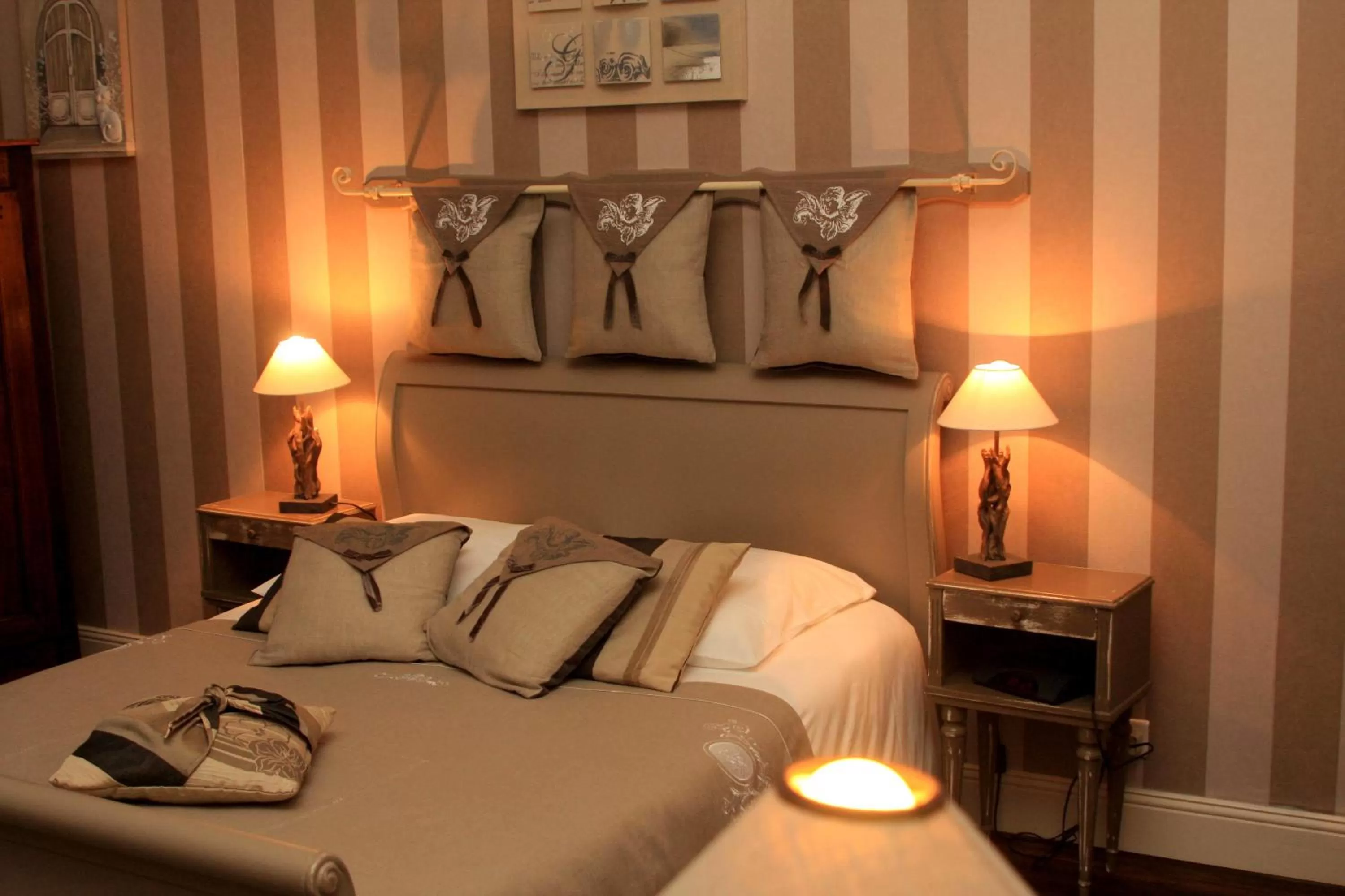 Bed in Château la Moune