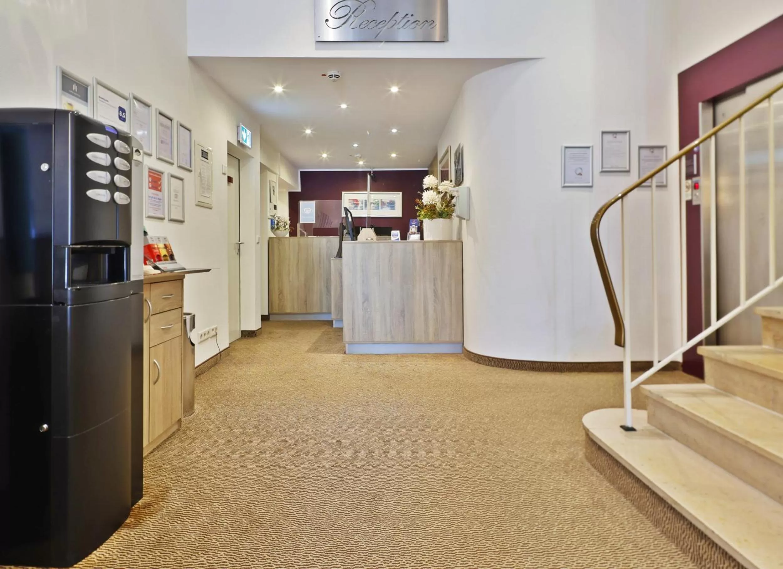 Lobby or reception in City Partner Central-Hotel Wuppertal