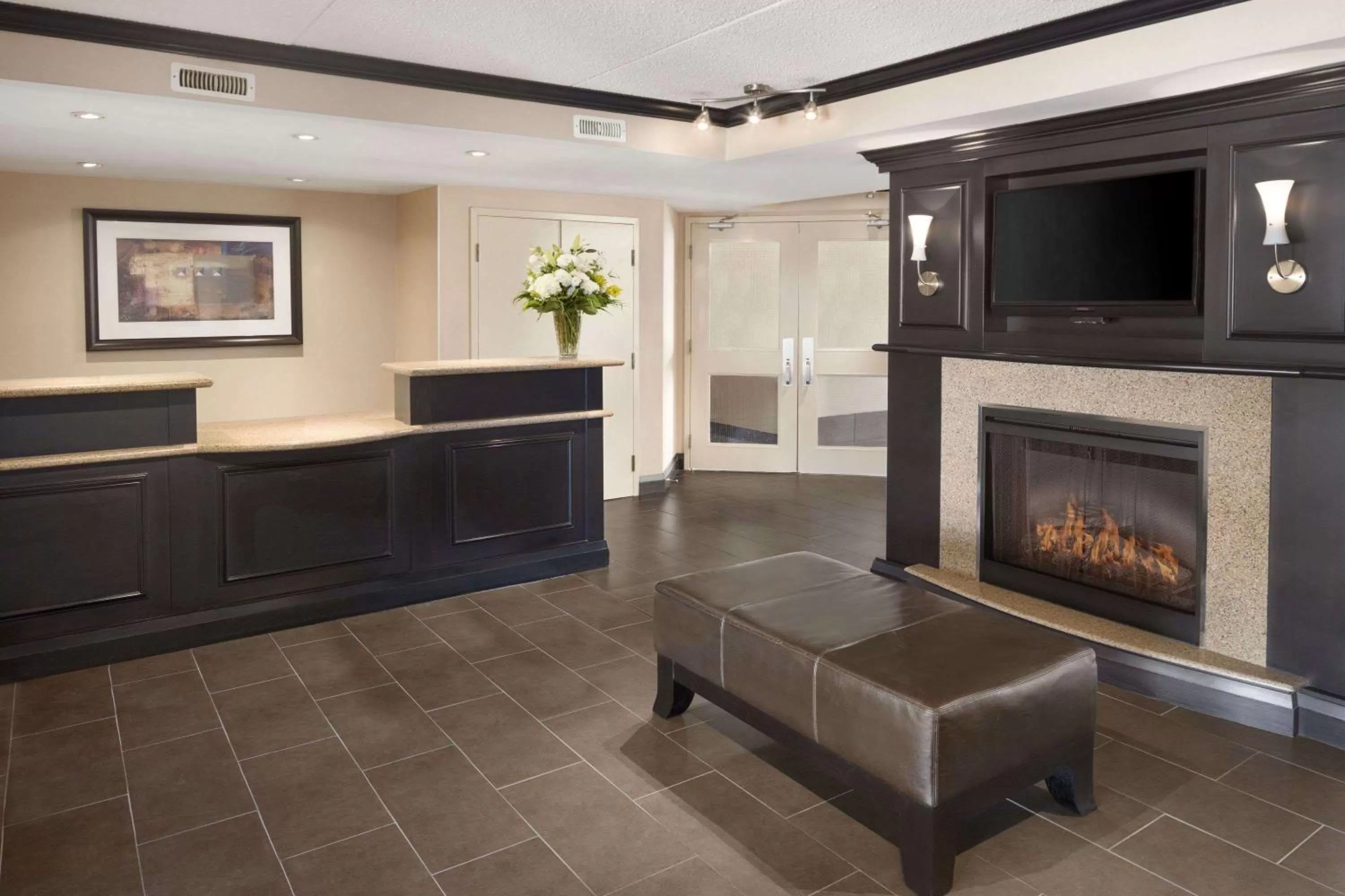 Lobby or reception in Days Inn by Wyndham Brantford
