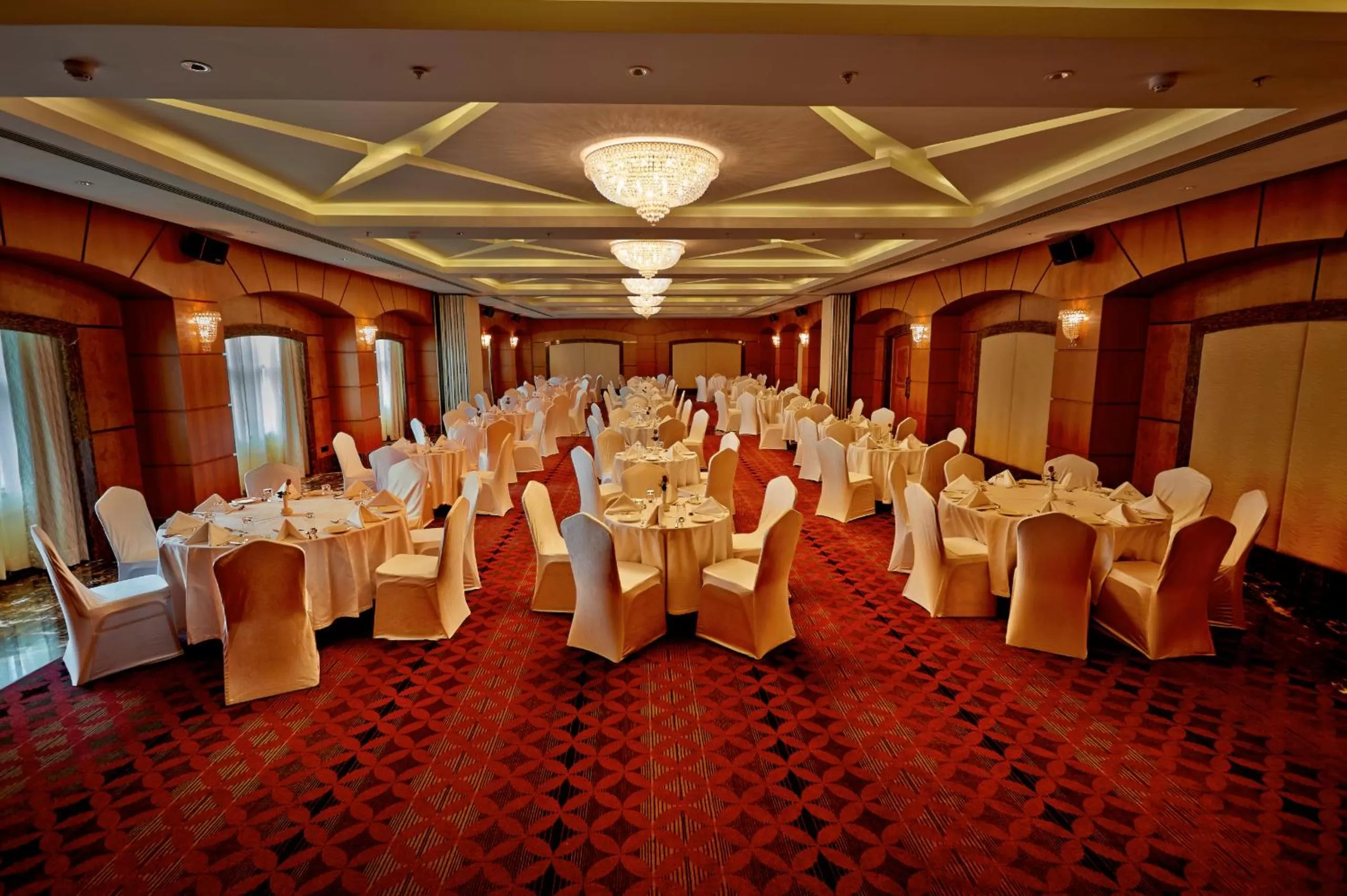 Banquet/Function facilities in Hablis Chennai