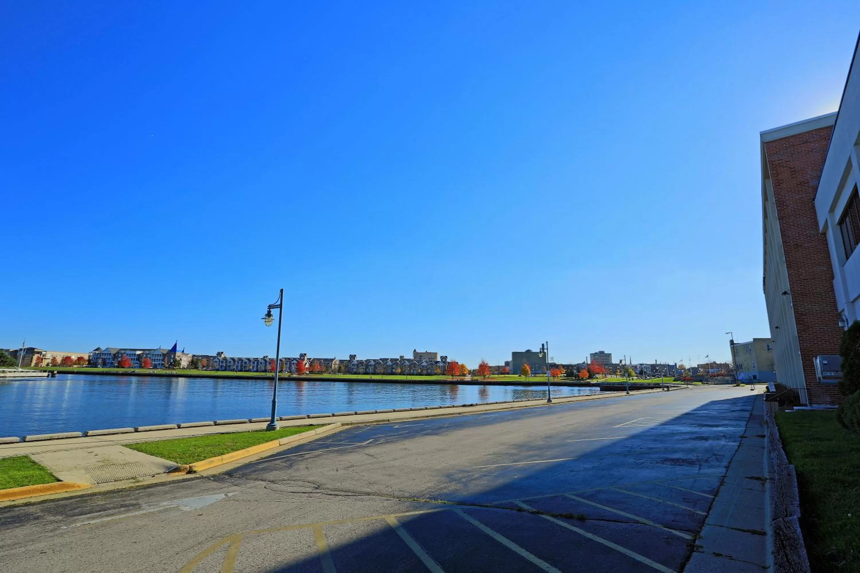 Lake view in Wyndham Garden Kenosha Harborside
