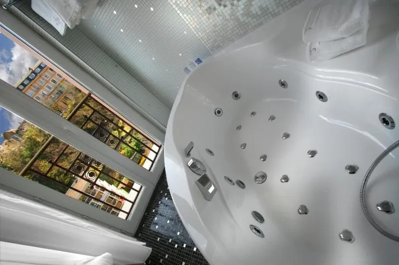 Bathroom in Hôtel Princesse Flore