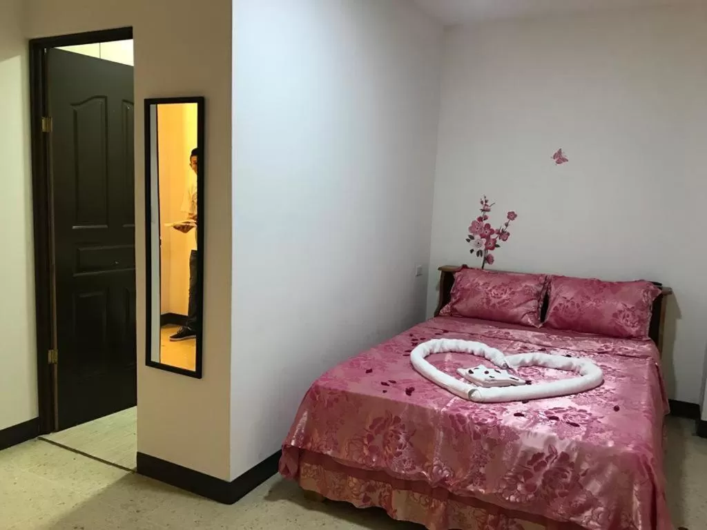 Bed in La Fortuna Roja