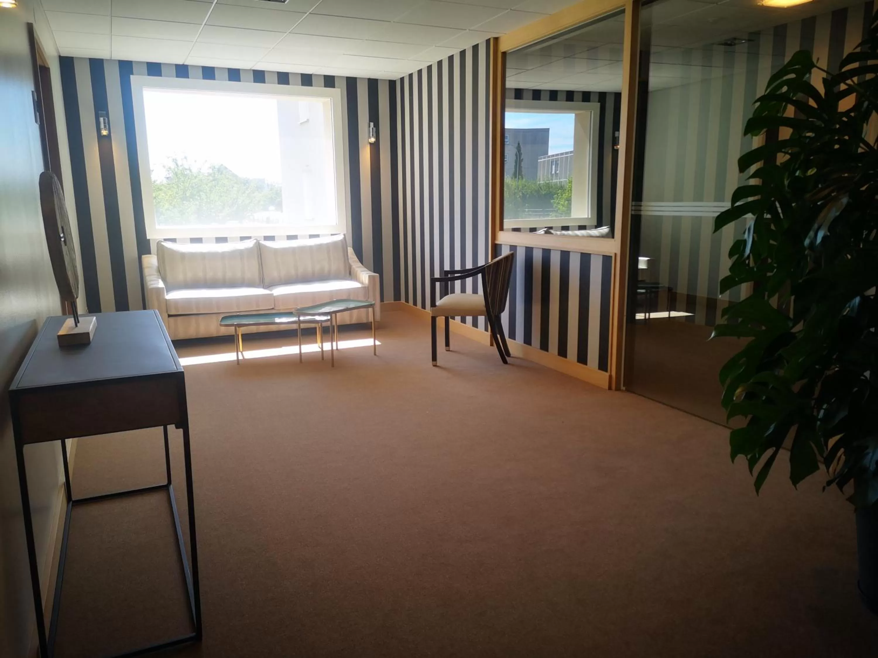 Living room, Seating Area in Les Suites - Konine 4 - Hotel & Bar & Restaurant