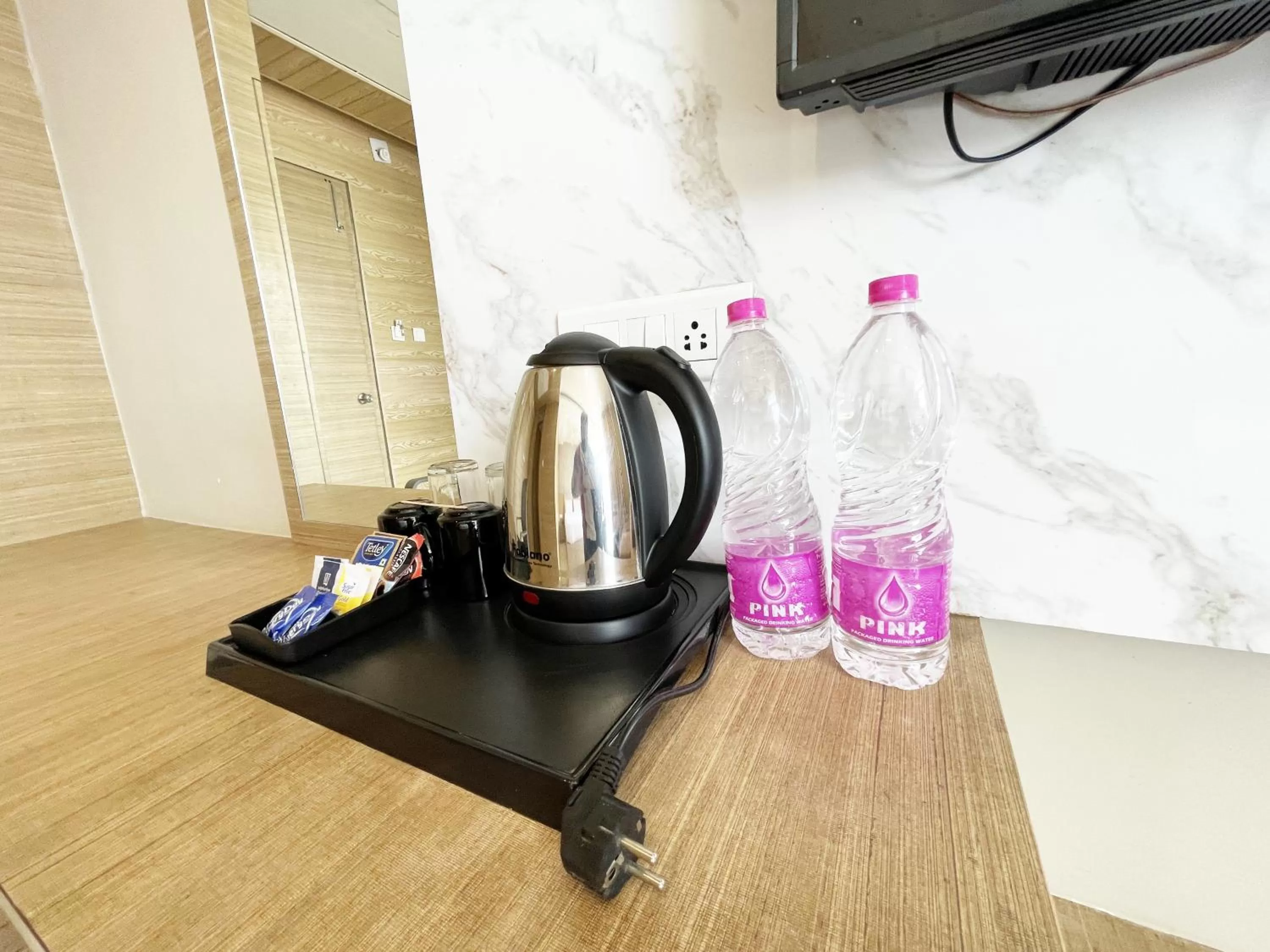 Coffee/Tea Facilities in Hotel TBS sea view ! Puri